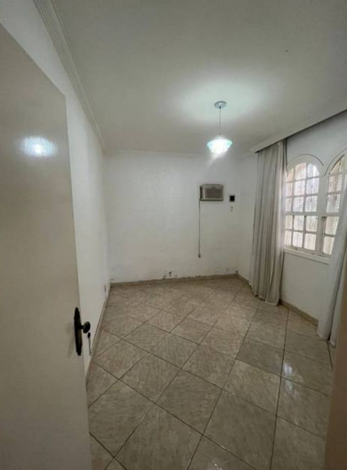 Casa à venda com 4 quartos, 680m² - Foto 5