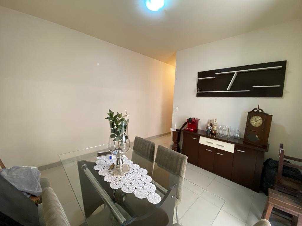 Apartamento à venda com 2 quartos, 60m² - Foto 1