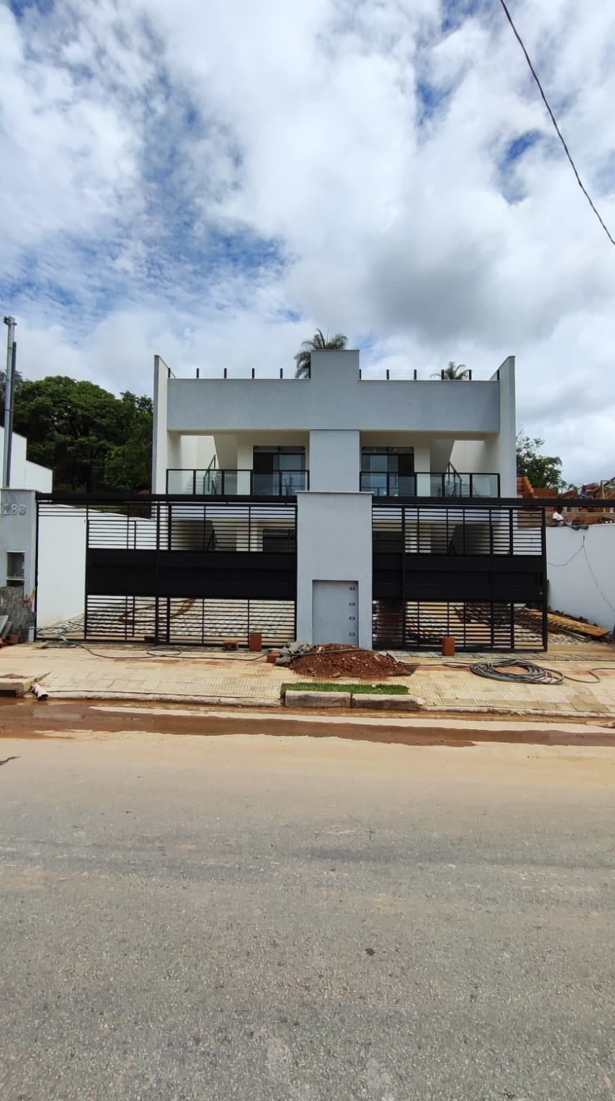 Casa de Condomínio à venda com 3 quartos, 170m² - Foto 1