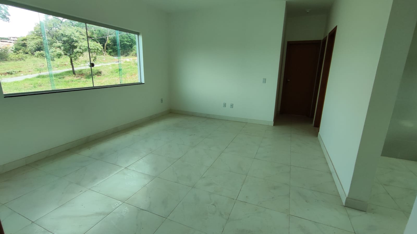 Apartamento à venda com 2 quartos, 94m² - Foto 2