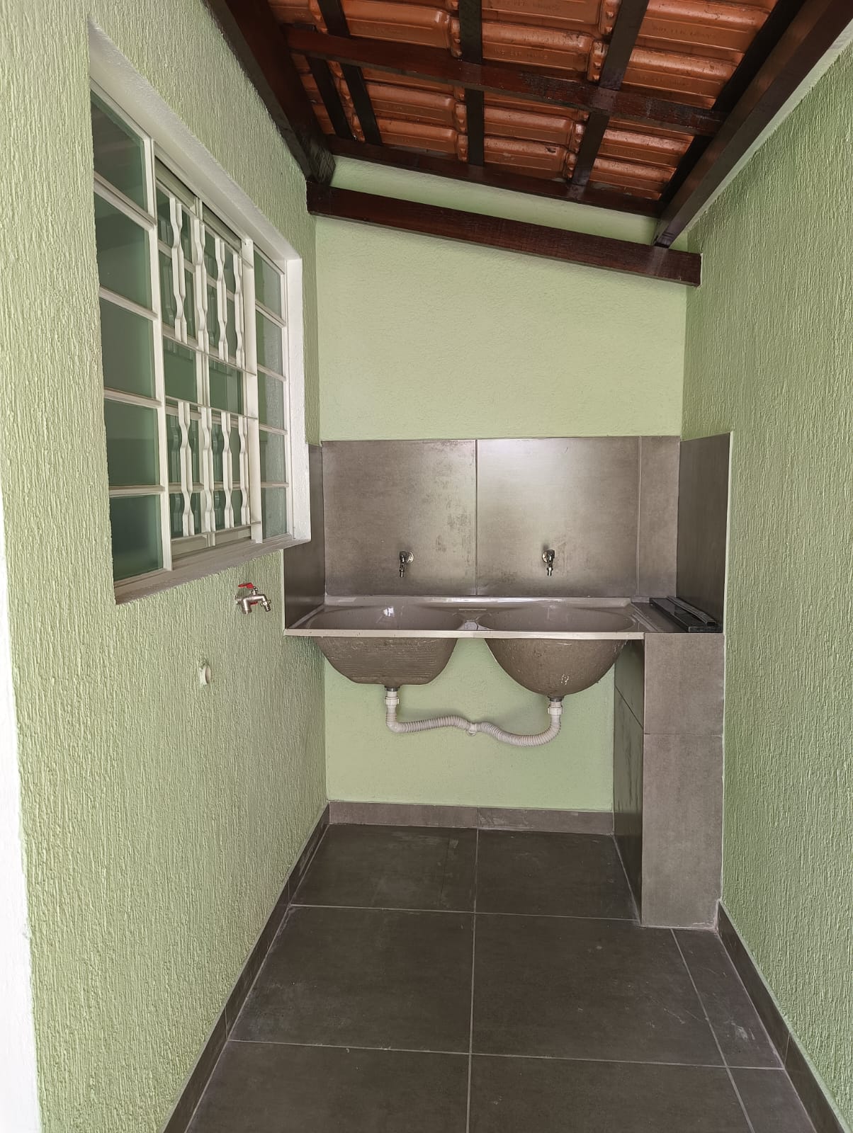 Casa à venda com 2 quartos, 13m² - Foto 13