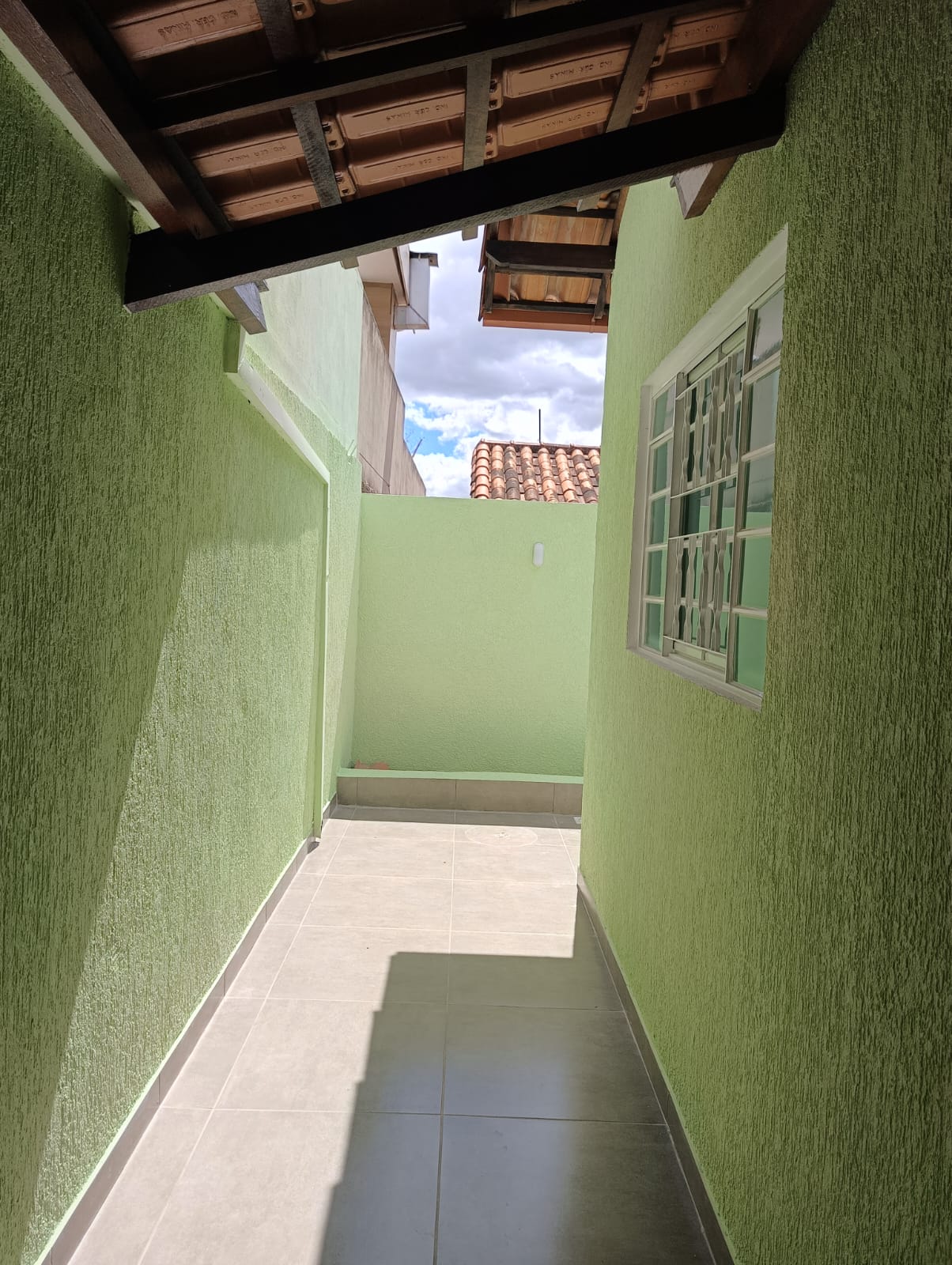 Casa à venda com 2 quartos, 13m² - Foto 17