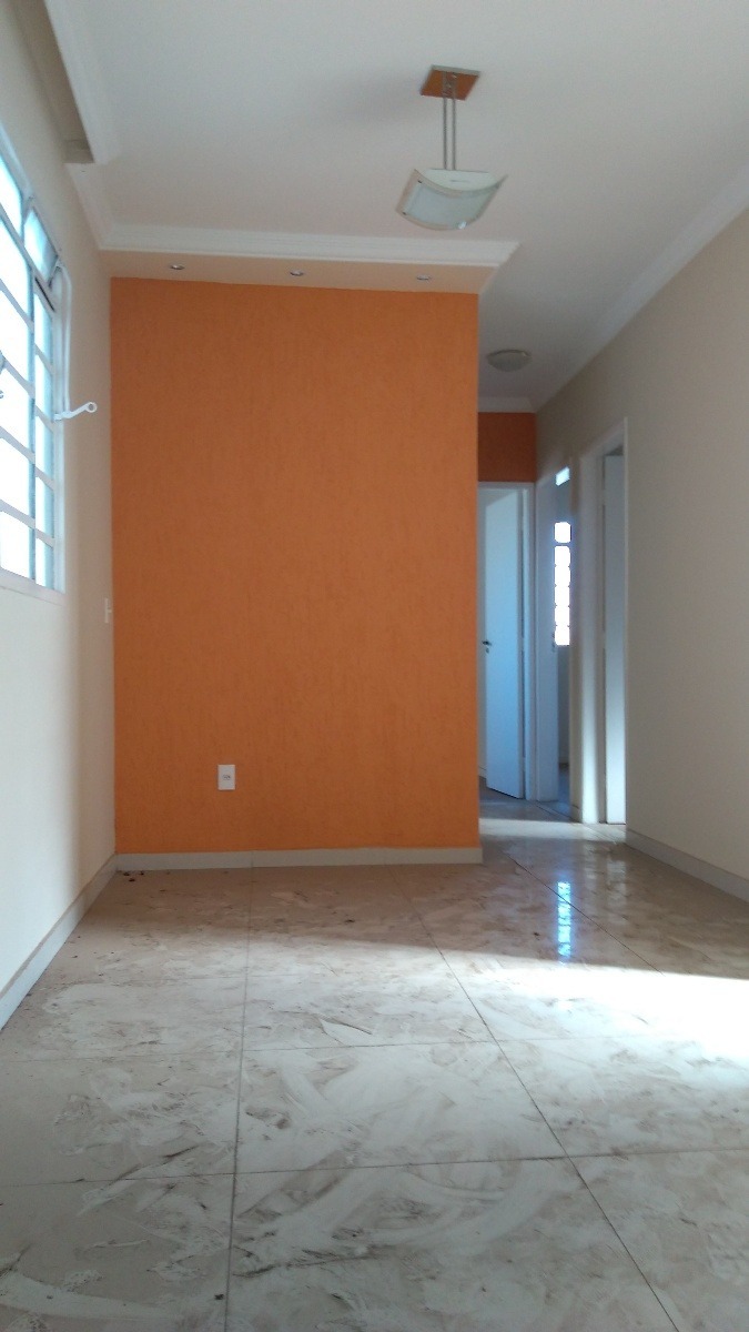 Apartamento à venda com 3 quartos, 65m² - Foto 2