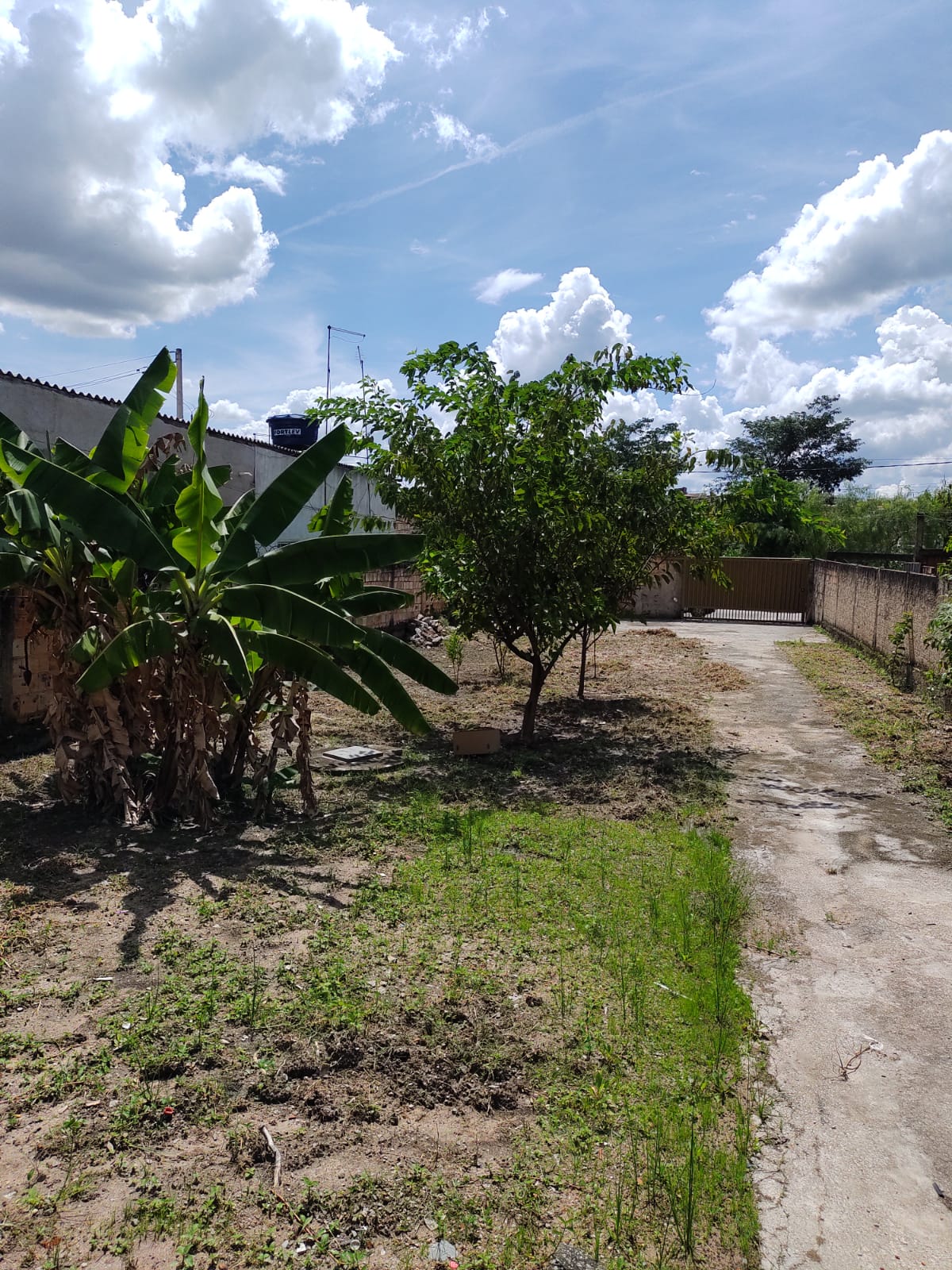 Casa à venda com 3 quartos, 100m² - Foto 17