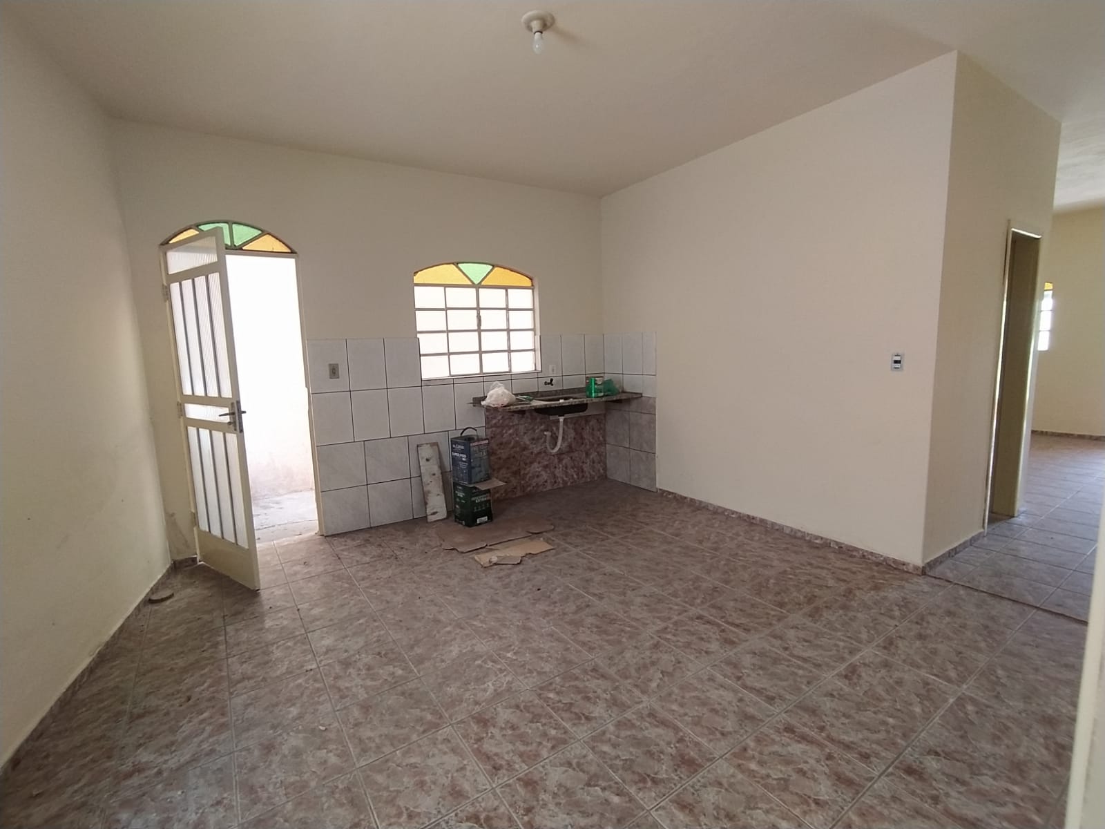 Casa à venda com 3 quartos, 100m² - Foto 12