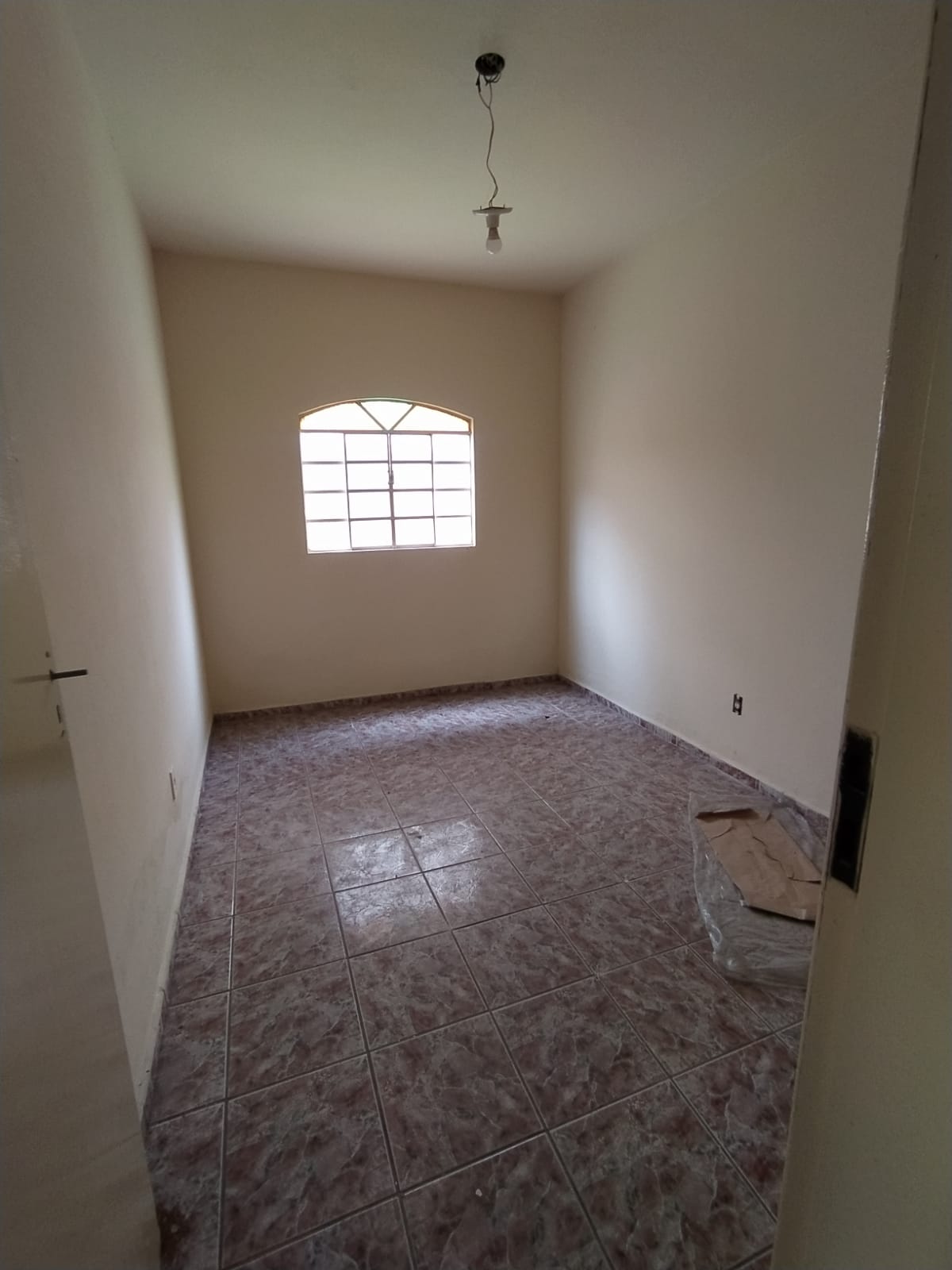 Casa à venda com 3 quartos, 100m² - Foto 5