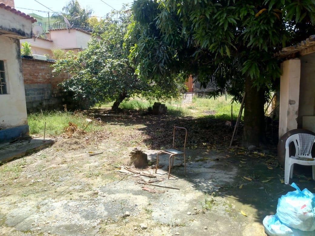 Terreno à venda, 360m² - Foto 1