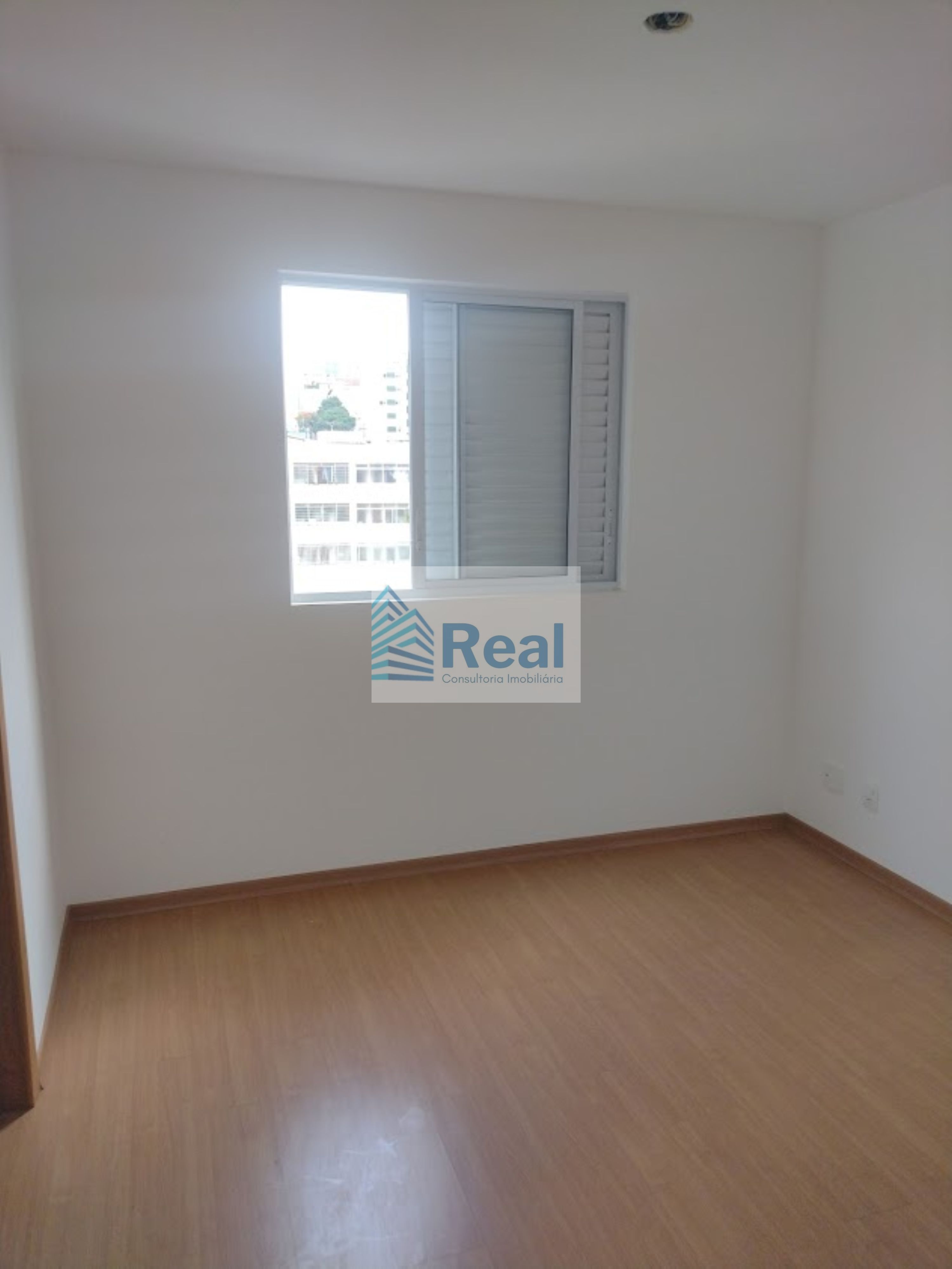 Apartamento à venda com 3 quartos, 77m² - Foto 18