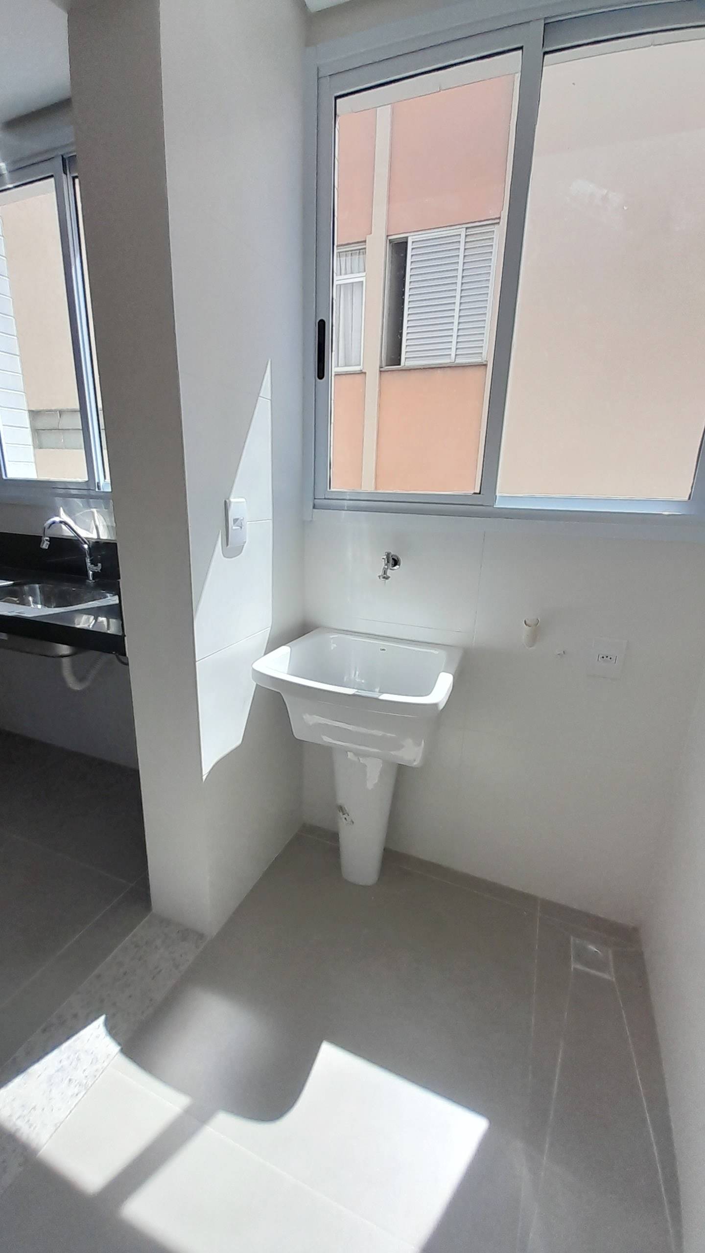 Apartamento à venda com 3 quartos, 76m² - Foto 6