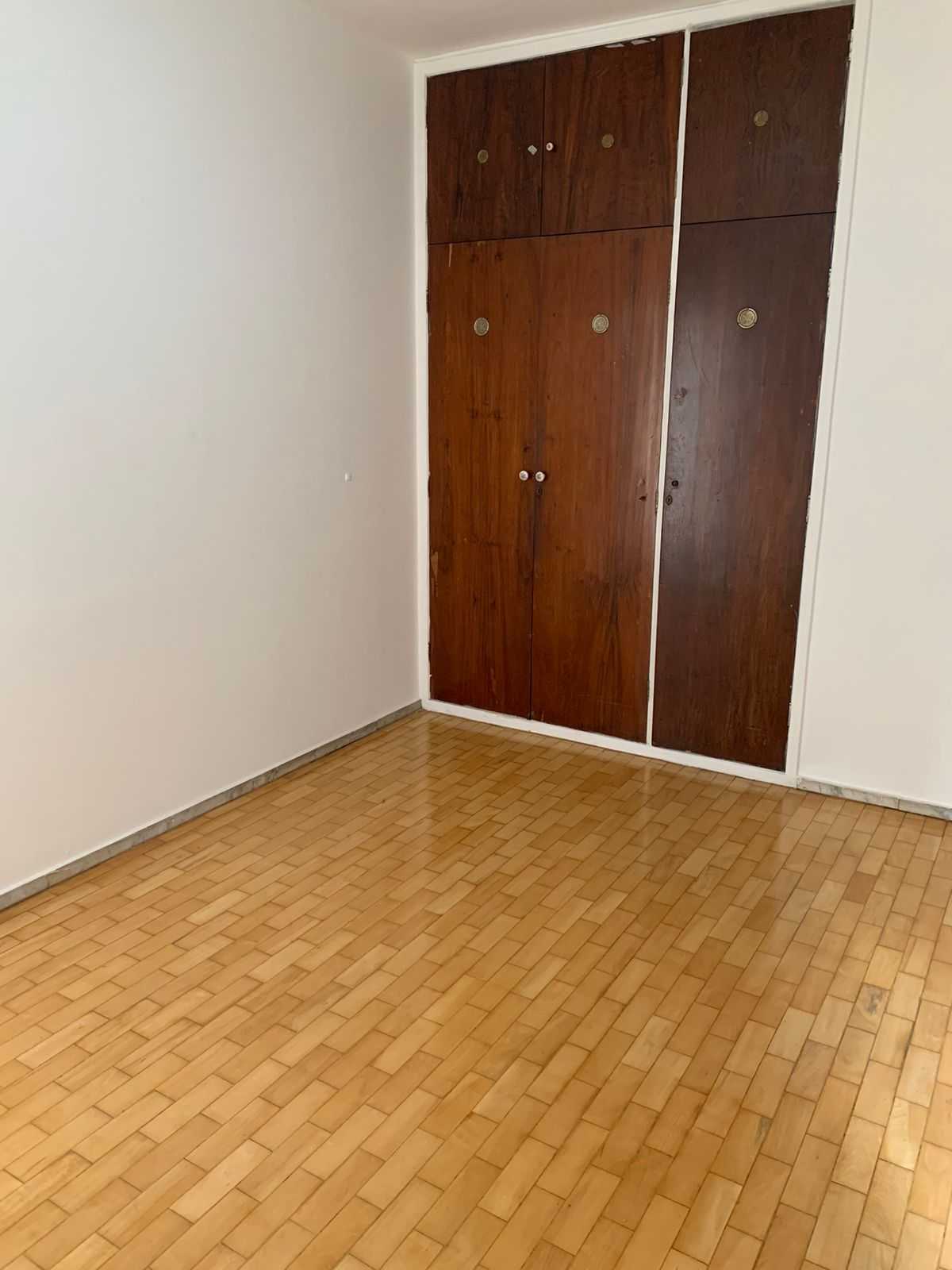 Apartamento à venda com 3 quartos, 120m² - Foto 8