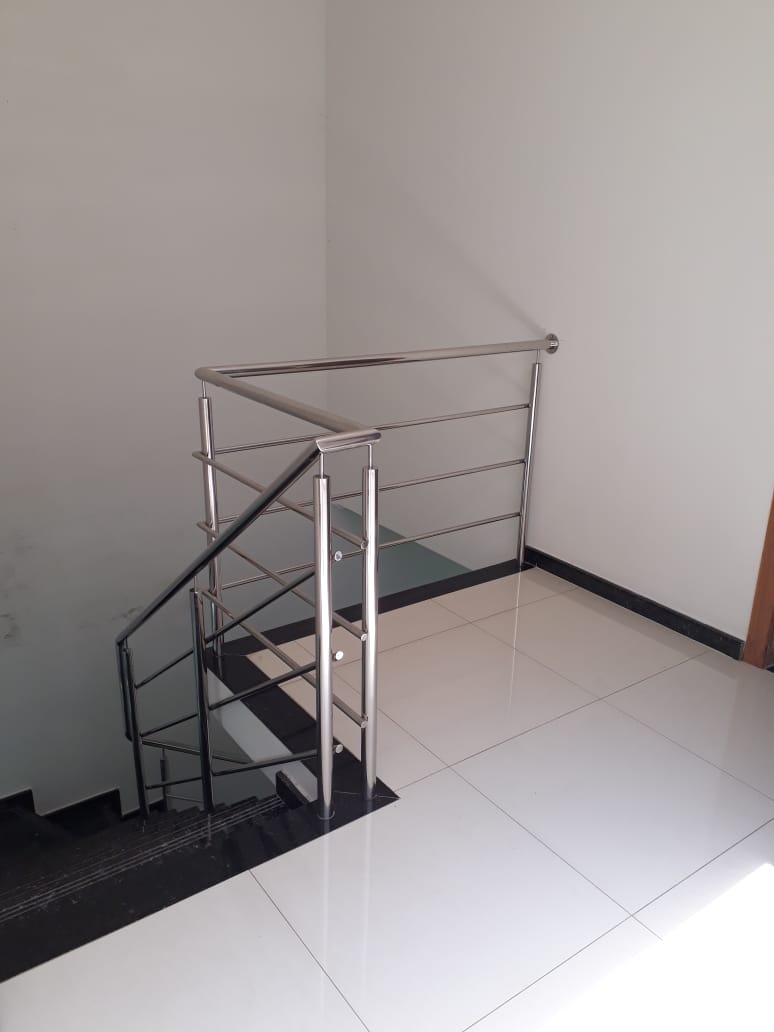 Casa à venda com 3 quartos, 122m² - Foto 3