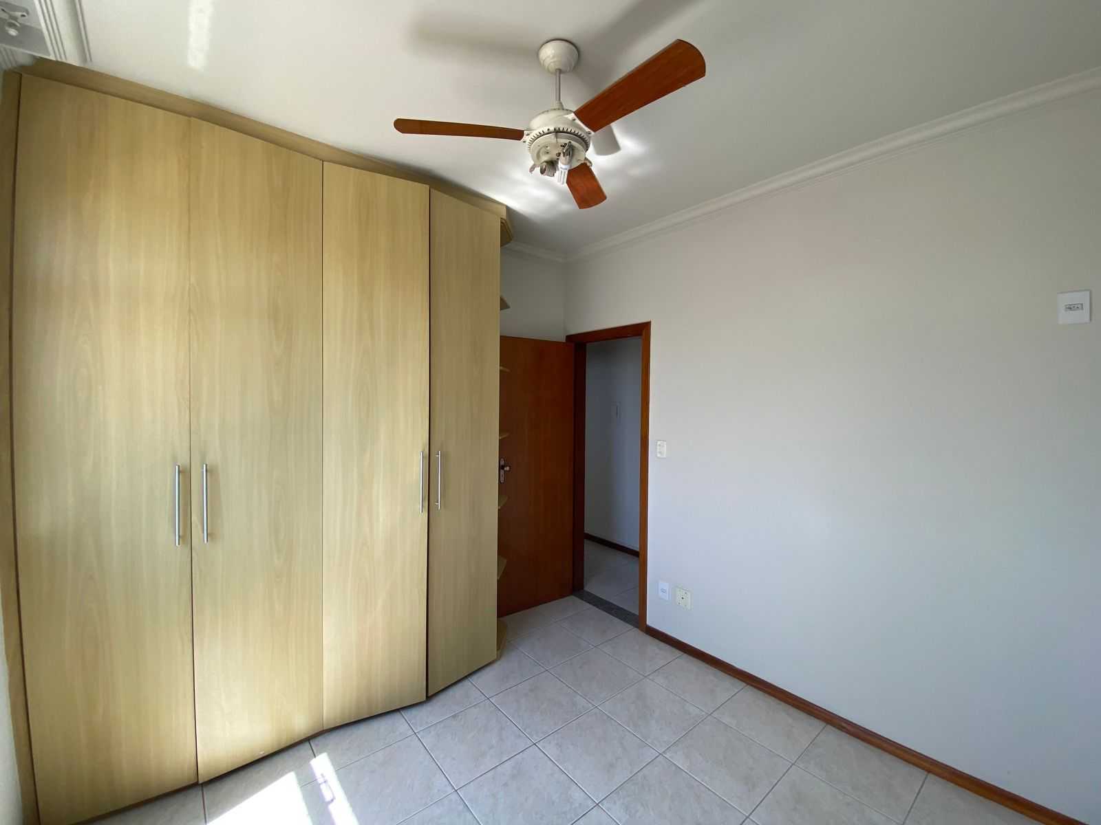 Apartamento à venda com 2 quartos, 67m² - Foto 1