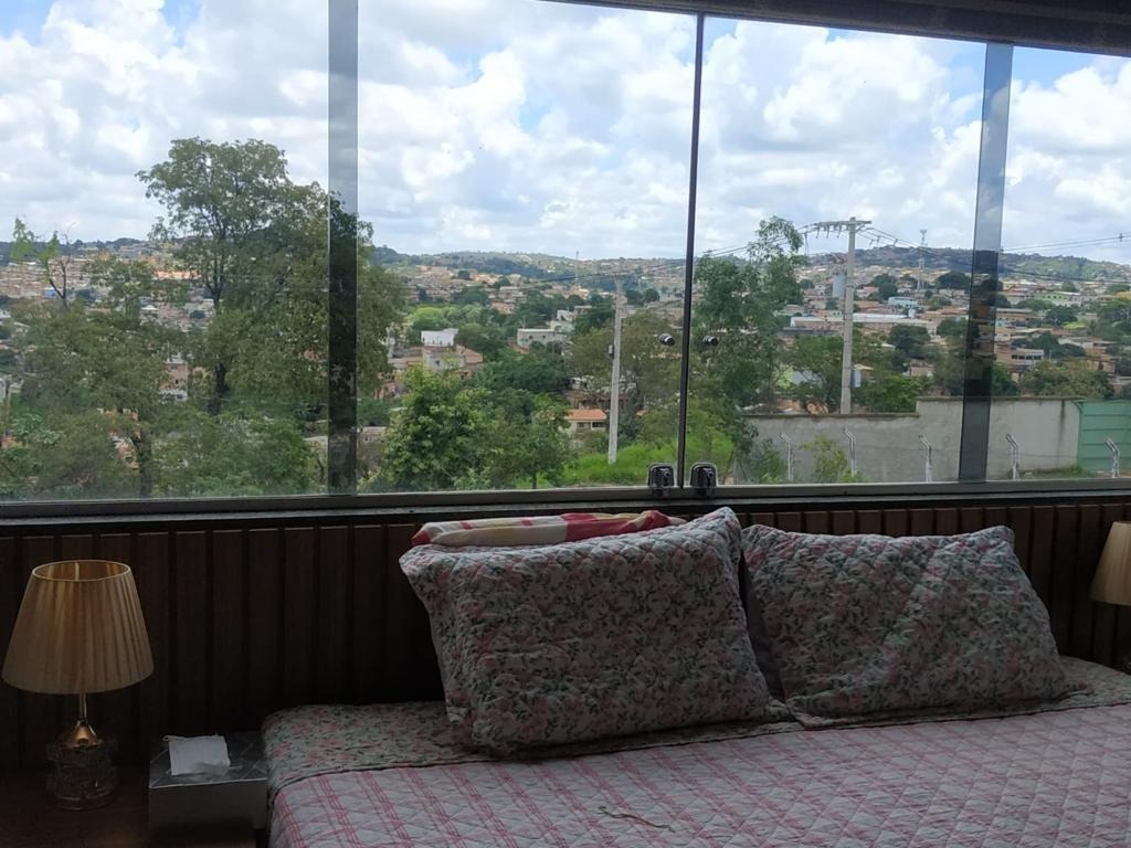 Chácara à venda com 8 quartos, 280m² - Foto 13