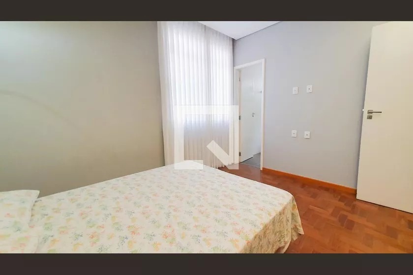 Apartamento à venda com 3 quartos, 86m² - Foto 8