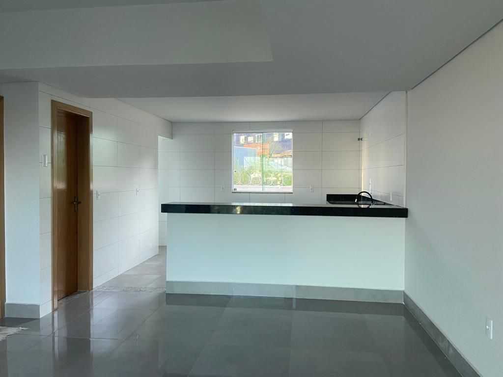 Casa à venda com 3 quartos, 163m² - Foto 6