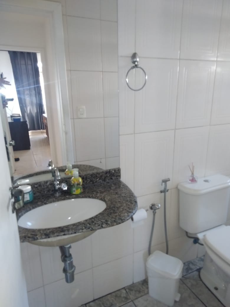 Apartamento à venda com 3 quartos, 85m² - Foto 4