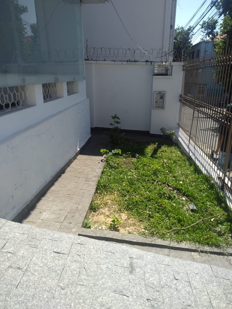 Casa à venda com 4 quartos, 300m² - Foto 8