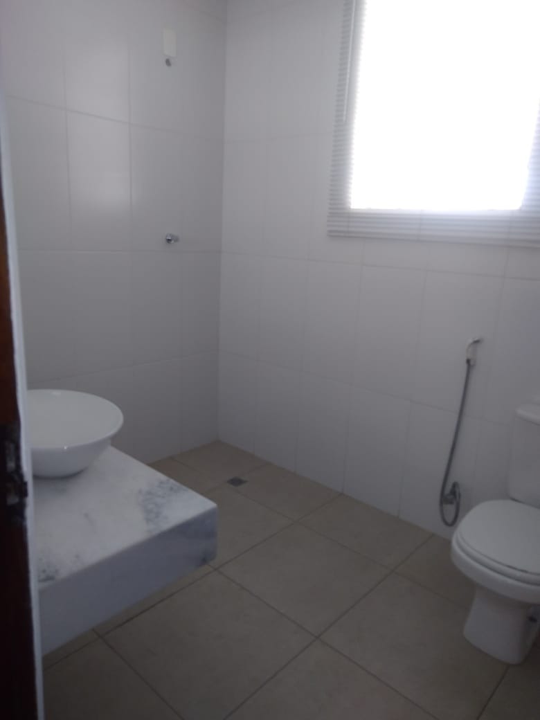 Casa à venda com 4 quartos, 300m² - Foto 17