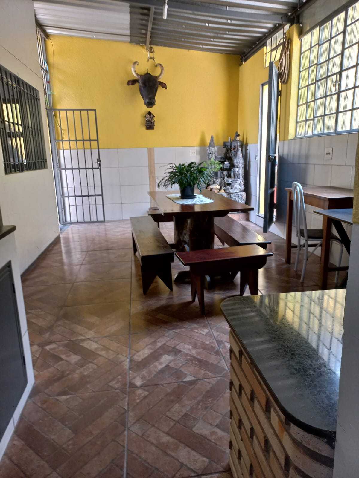 Casa à venda com 3 quartos, 360m² - Foto 8