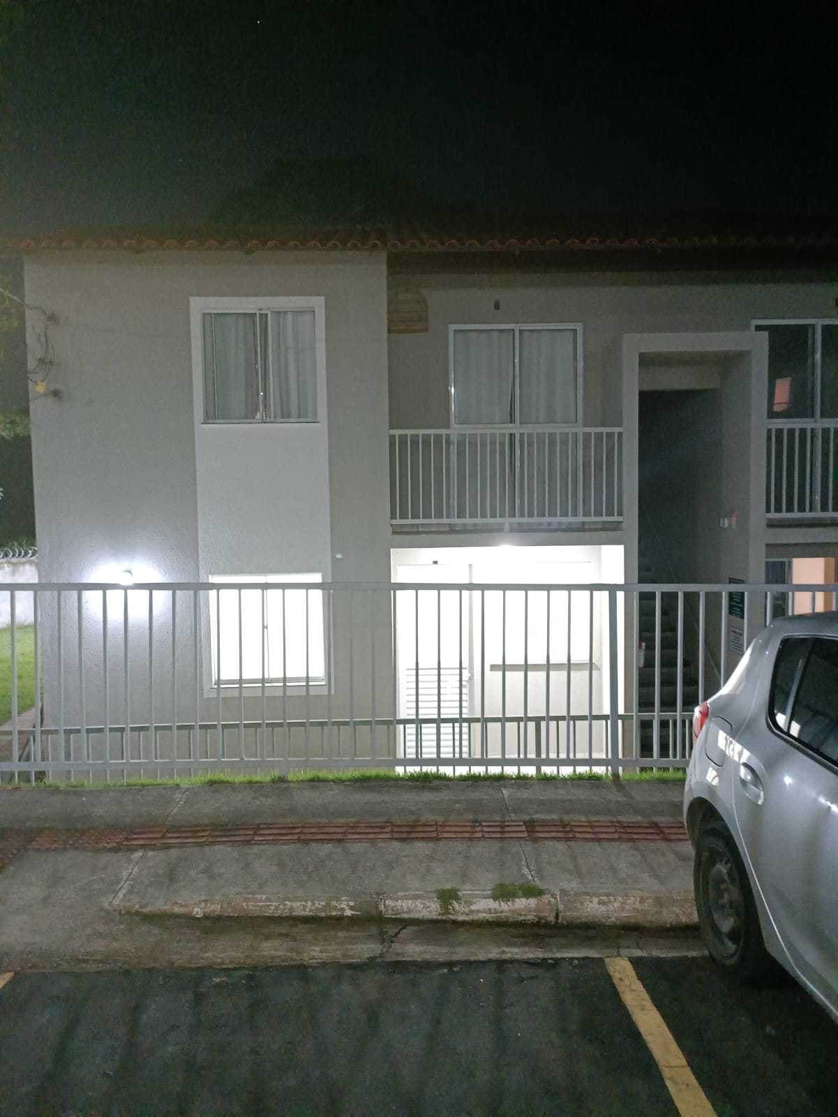 Casa à venda com 2 quartos, 80m² - Foto 6