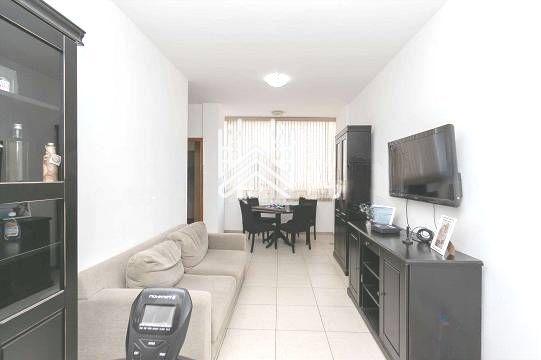 Apartamento à venda com 2 quartos, 60m² - Foto 1