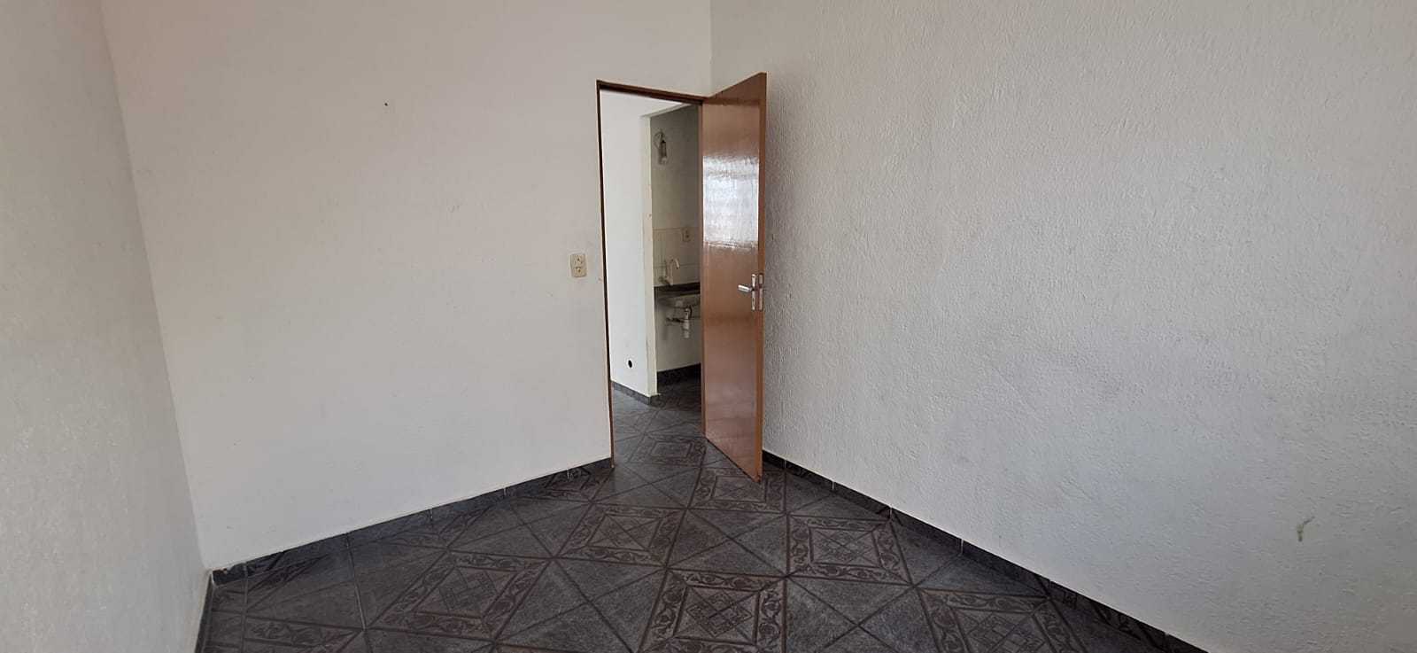 Casa à venda com 2 quartos, 200m² - Foto 16