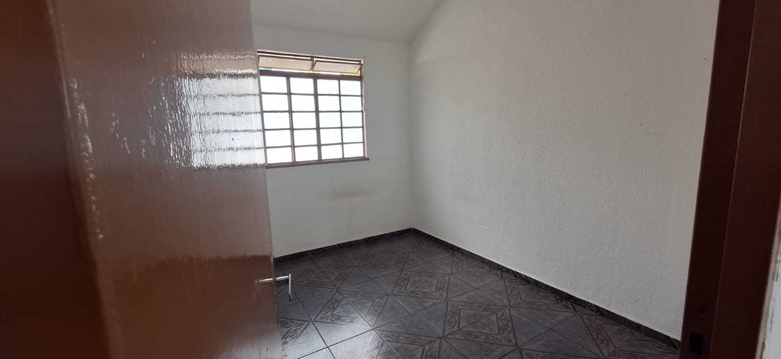 Casa à venda com 2 quartos, 200m² - Foto 15