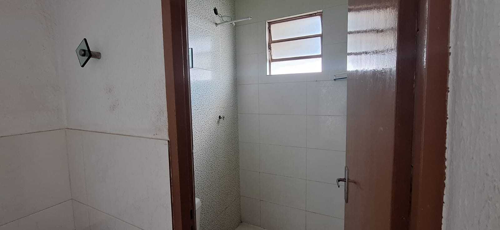 Casa à venda com 2 quartos, 200m² - Foto 13