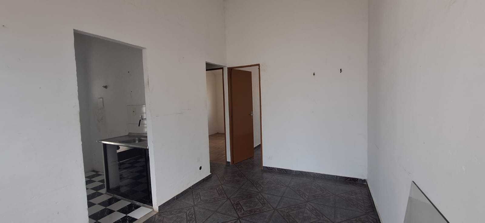 Casa à venda com 2 quartos, 200m² - Foto 14