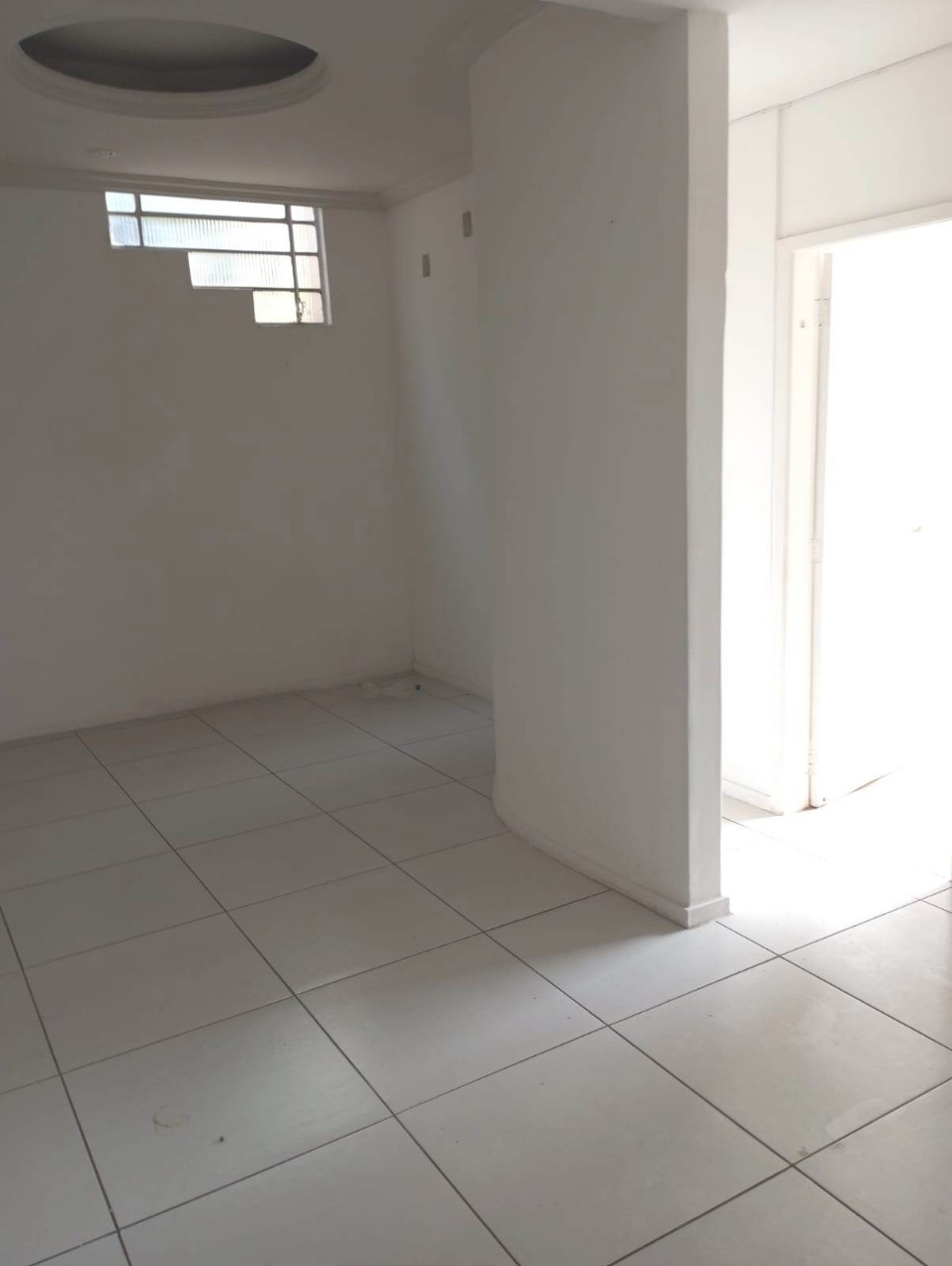 Casa à venda com 6 quartos, 242m² - Foto 19