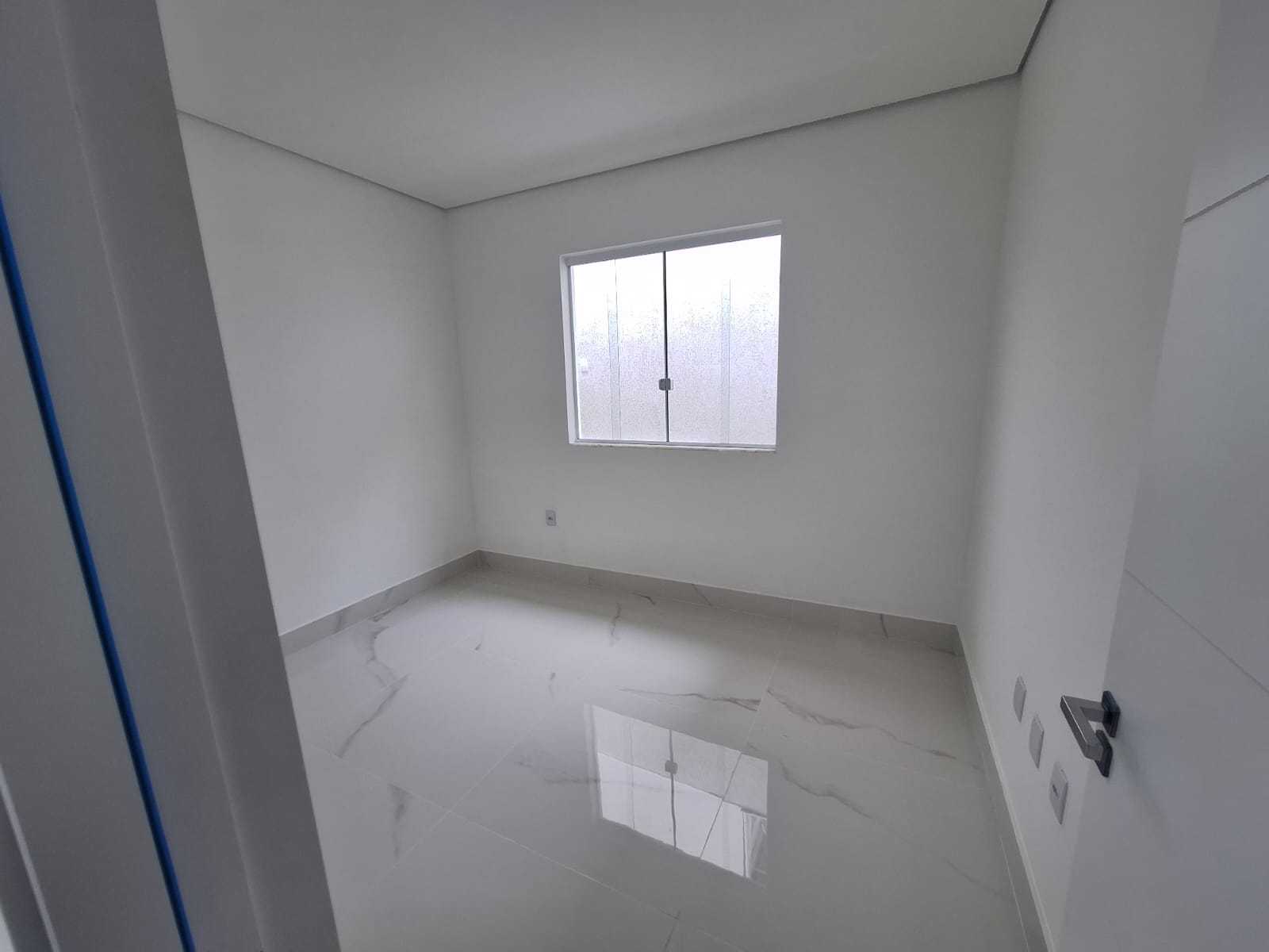 Casa à venda com 3 quartos, 175m² - Foto 11