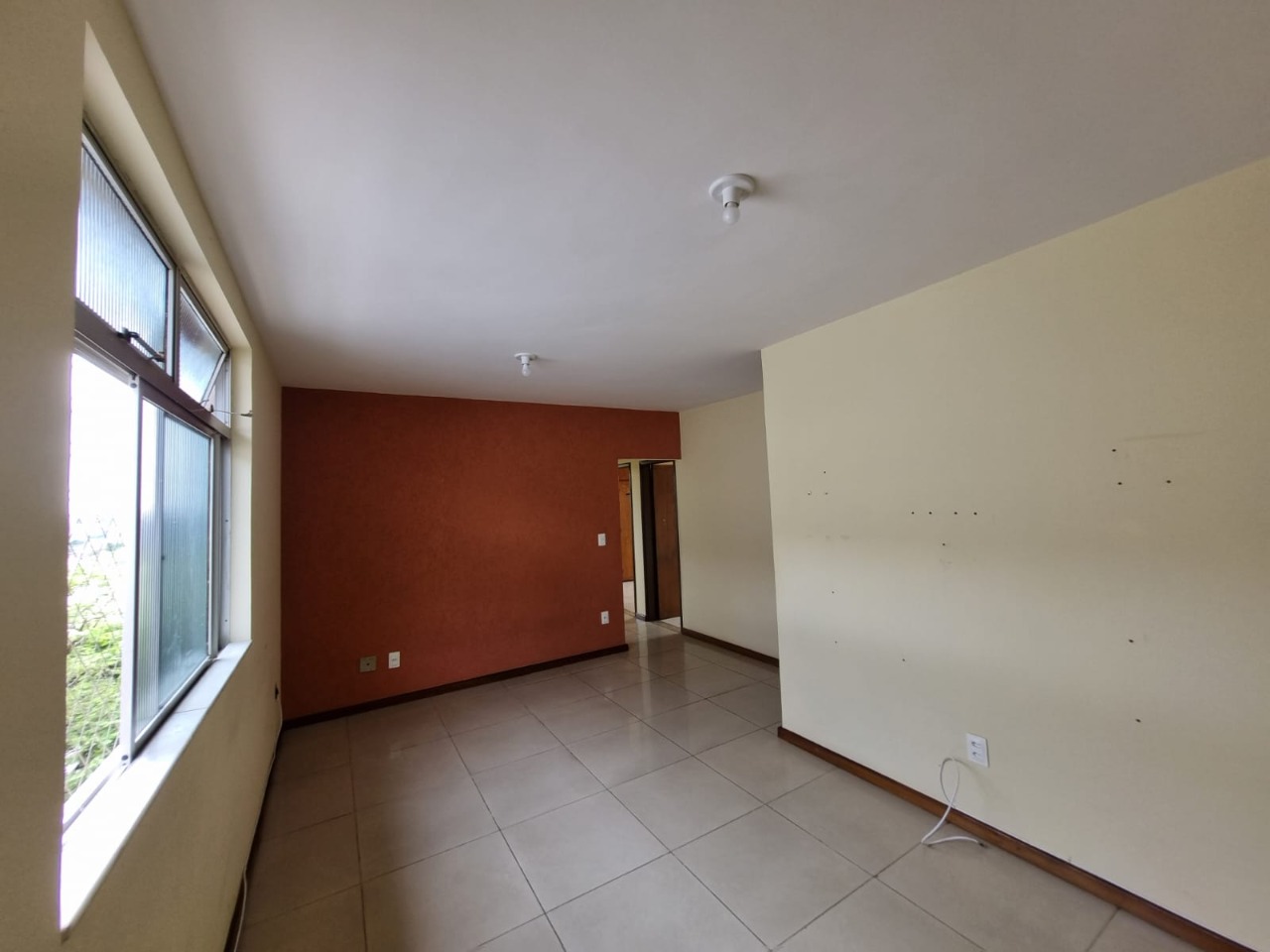 Apartamento à venda com 3 quartos, 85m² - Foto 1