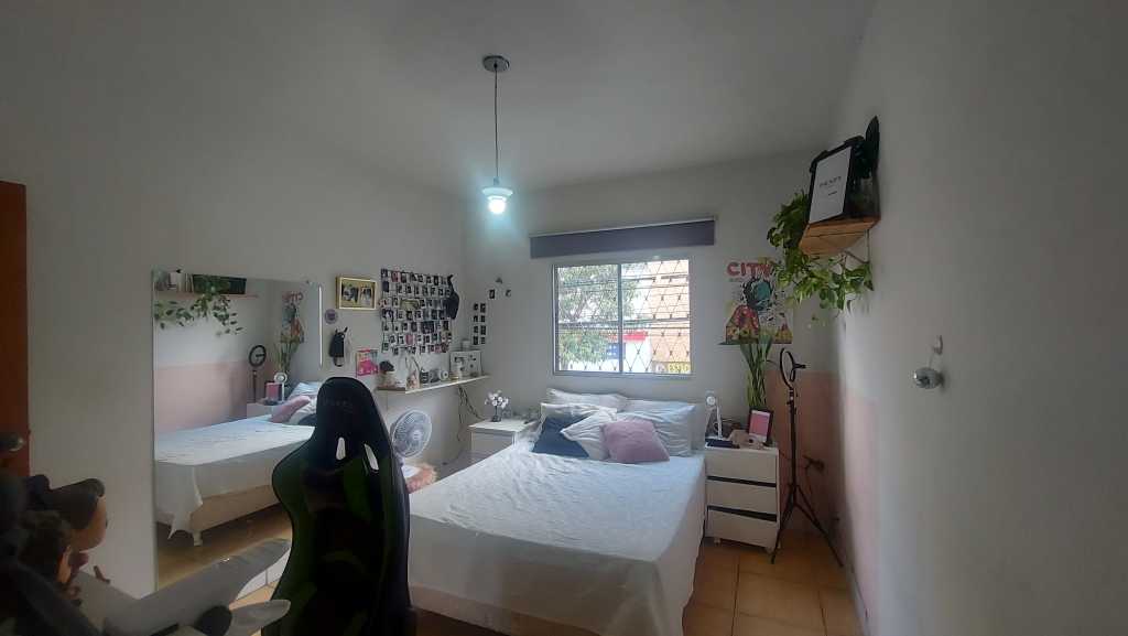 Casa à venda com 6 quartos, 205m² - Foto 16