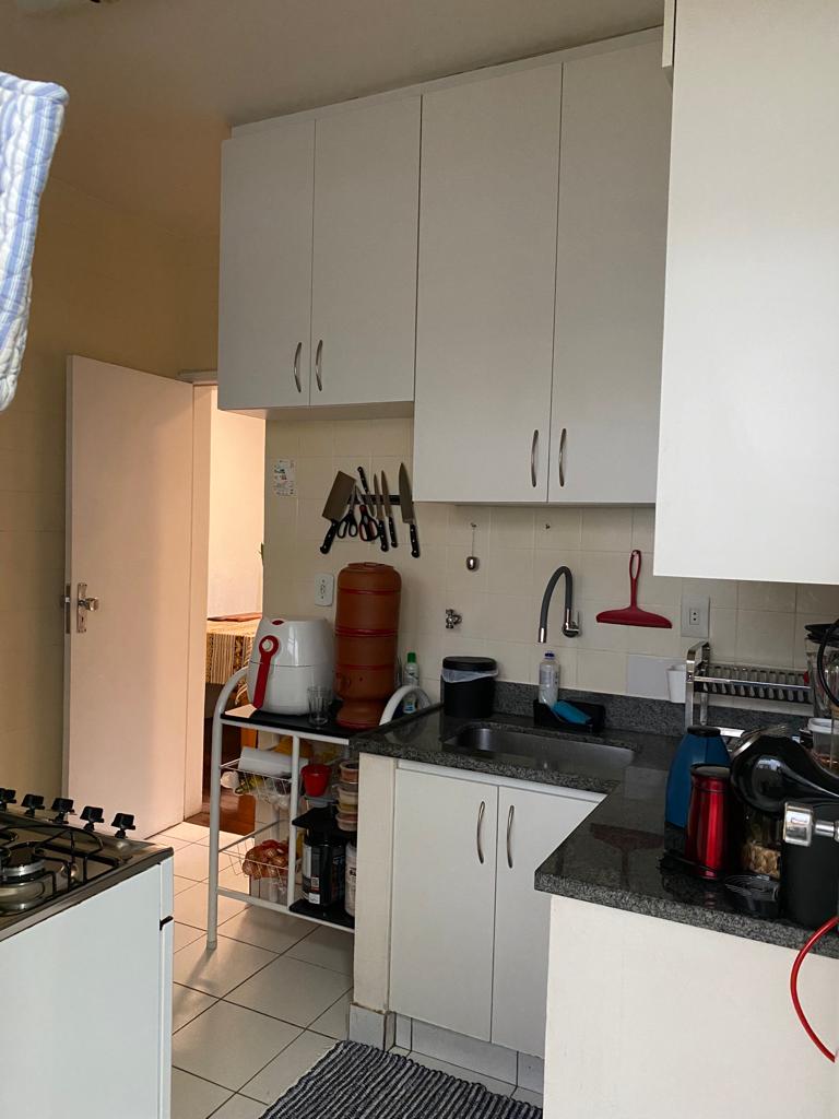 Apartamento à venda com 2 quartos, 75m² - Foto 4