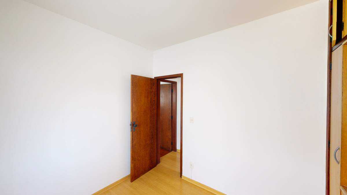 Apartamento à venda com 4 quartos, 140m² - Foto 10