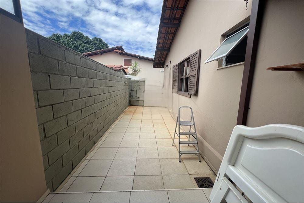 Casa de Condomínio à venda com 3 quartos, 1000m² - Foto 6