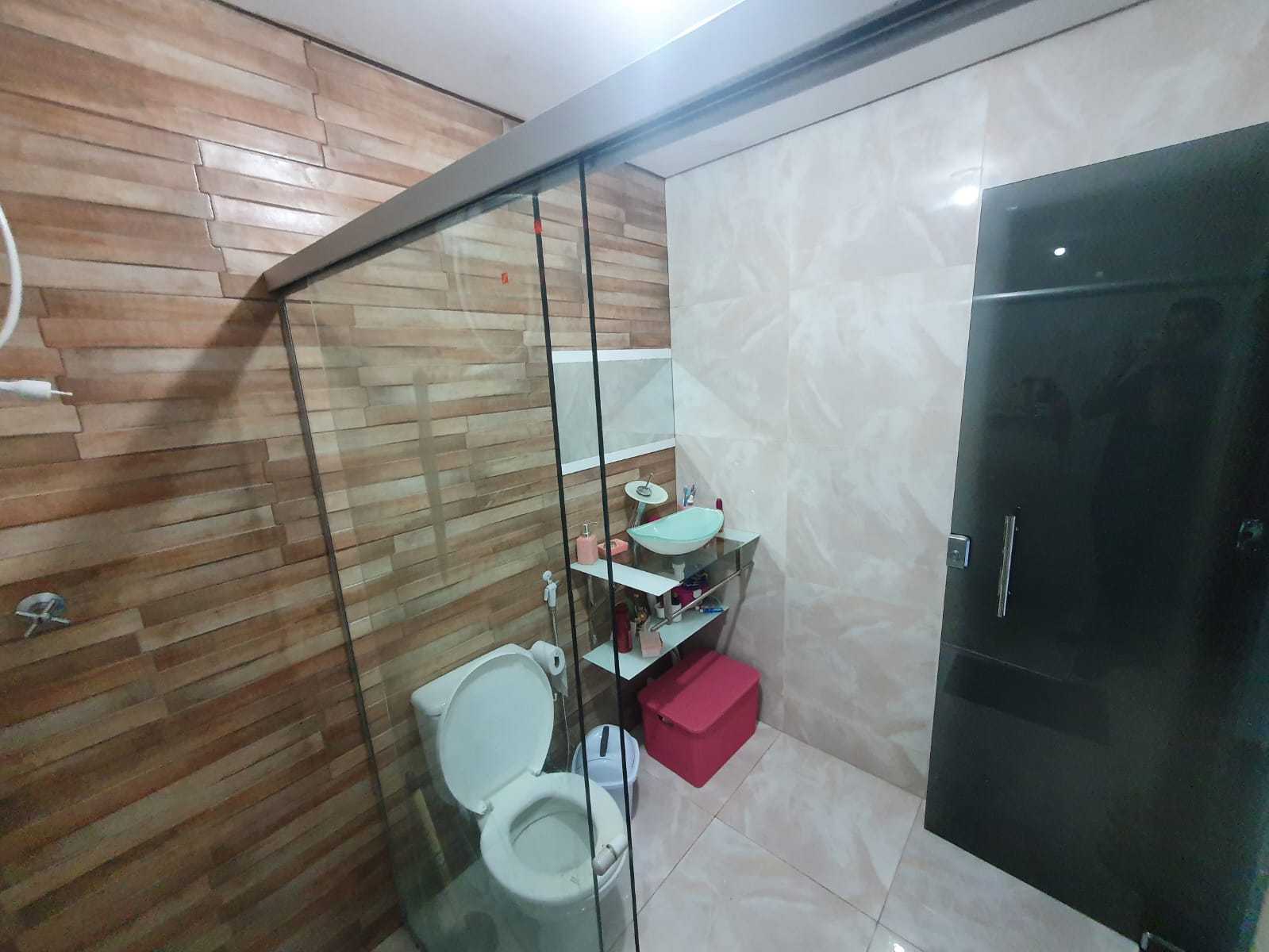 Casa à venda com 4 quartos, 180m² - Foto 13