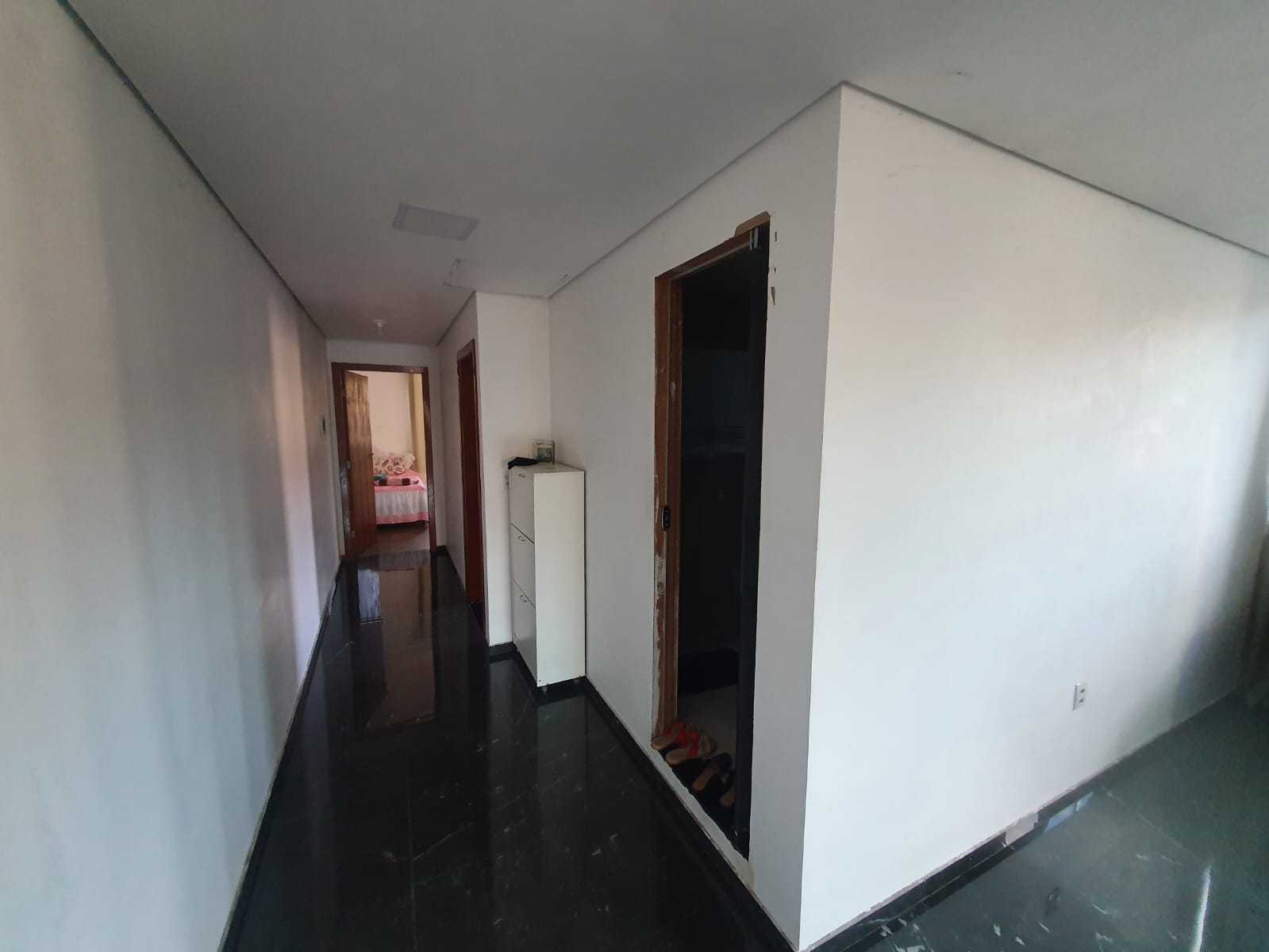 Casa à venda com 4 quartos, 180m² - Foto 18