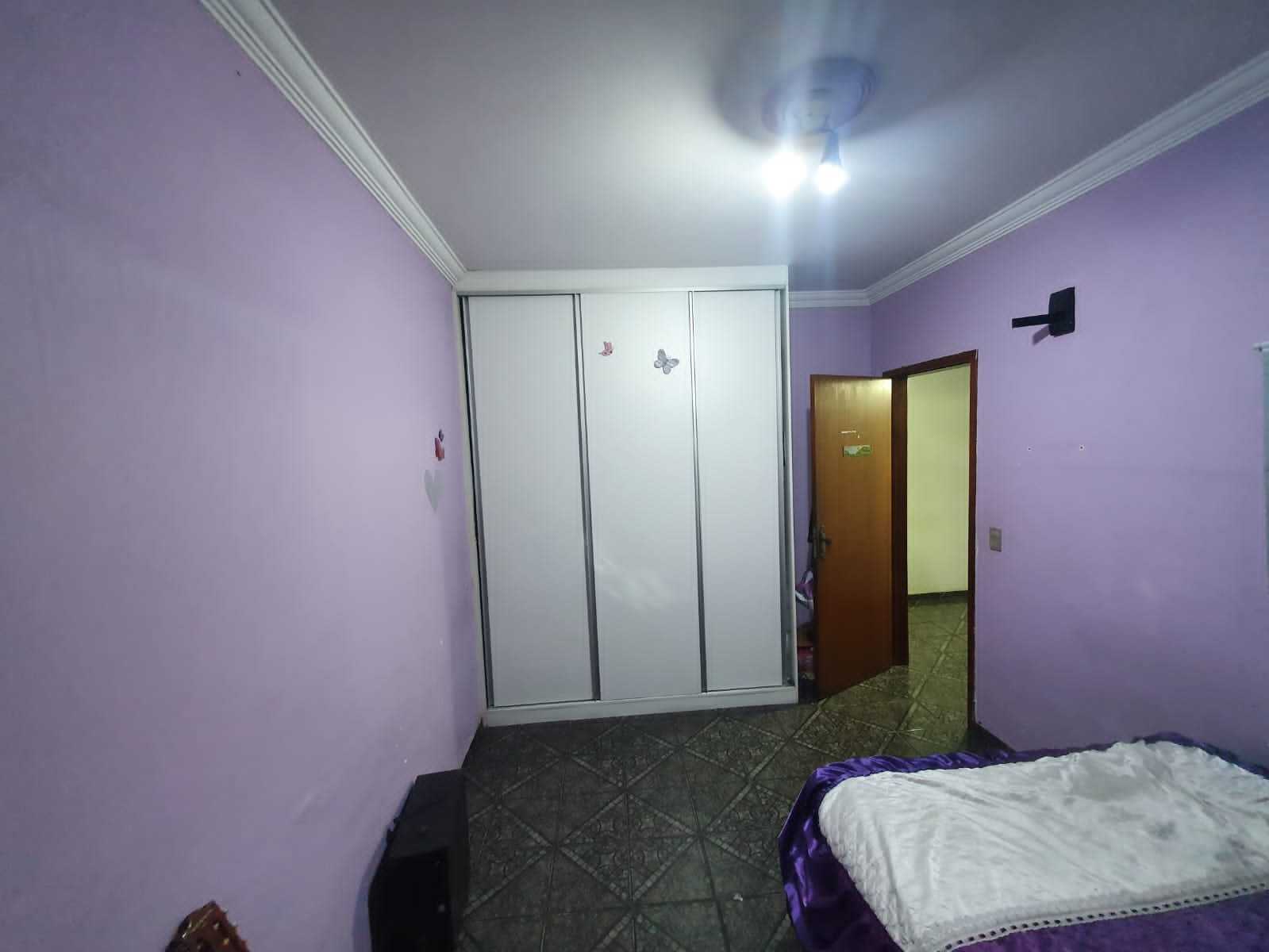 Casa à venda com 4 quartos, 180m² - Foto 23