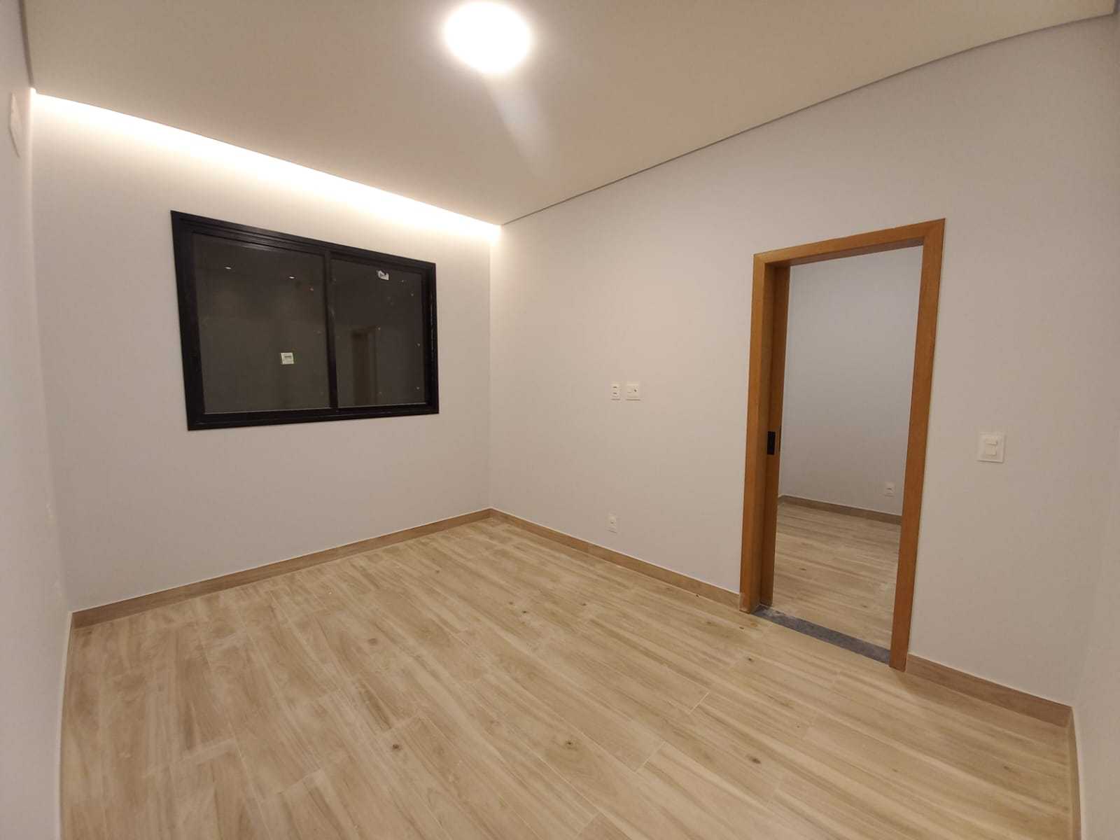 Casa à venda com 4 quartos, 180m² - Foto 15