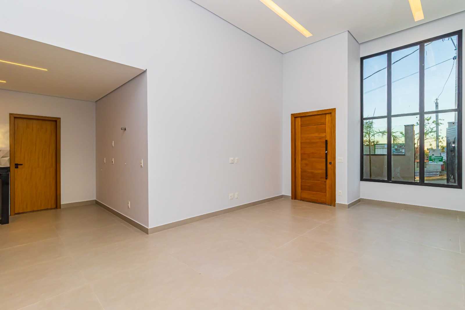 Casa à venda com 4 quartos, 180m² - Foto 4