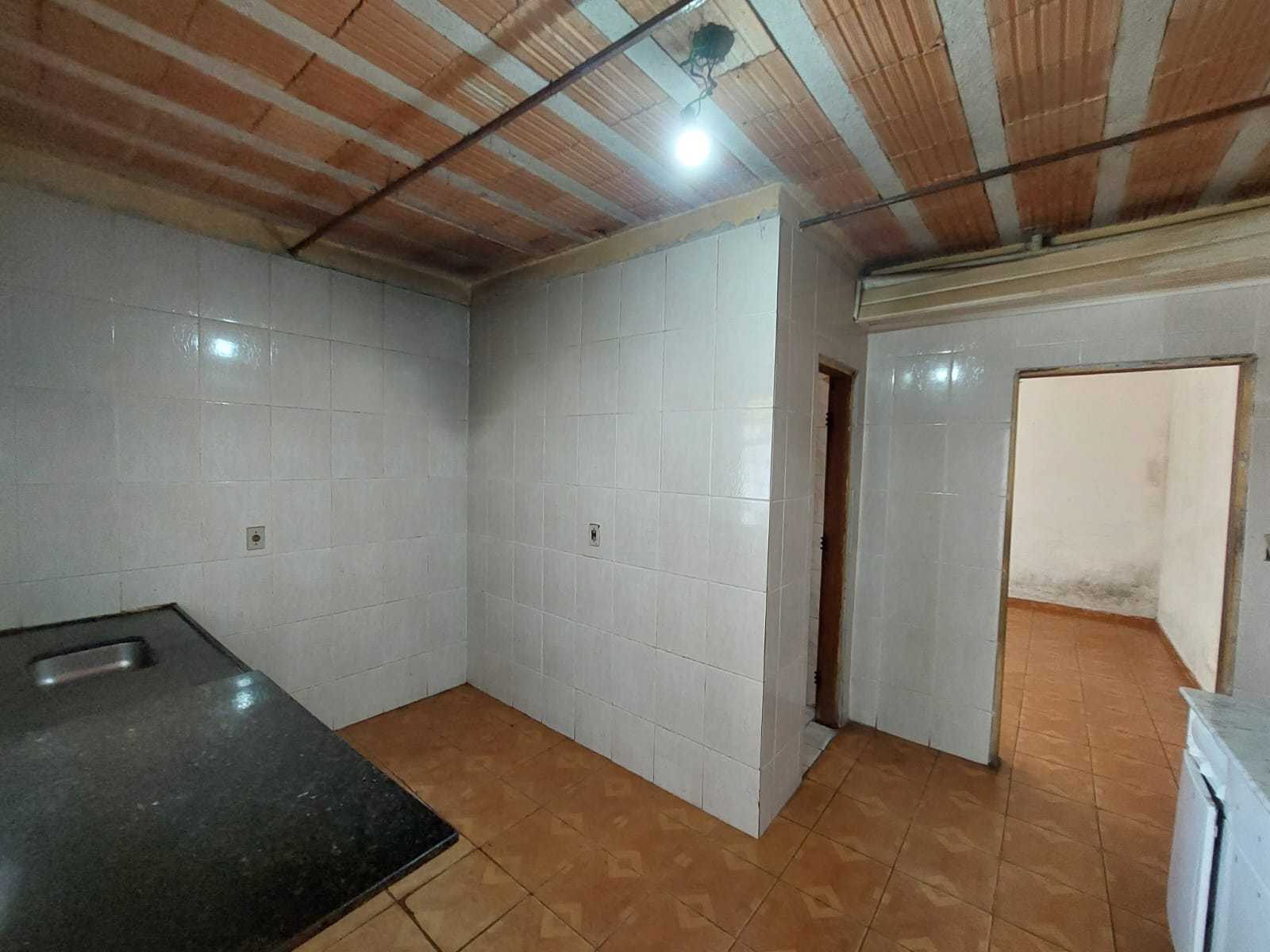 Casa à venda com 3 quartos, 180m² - Foto 11