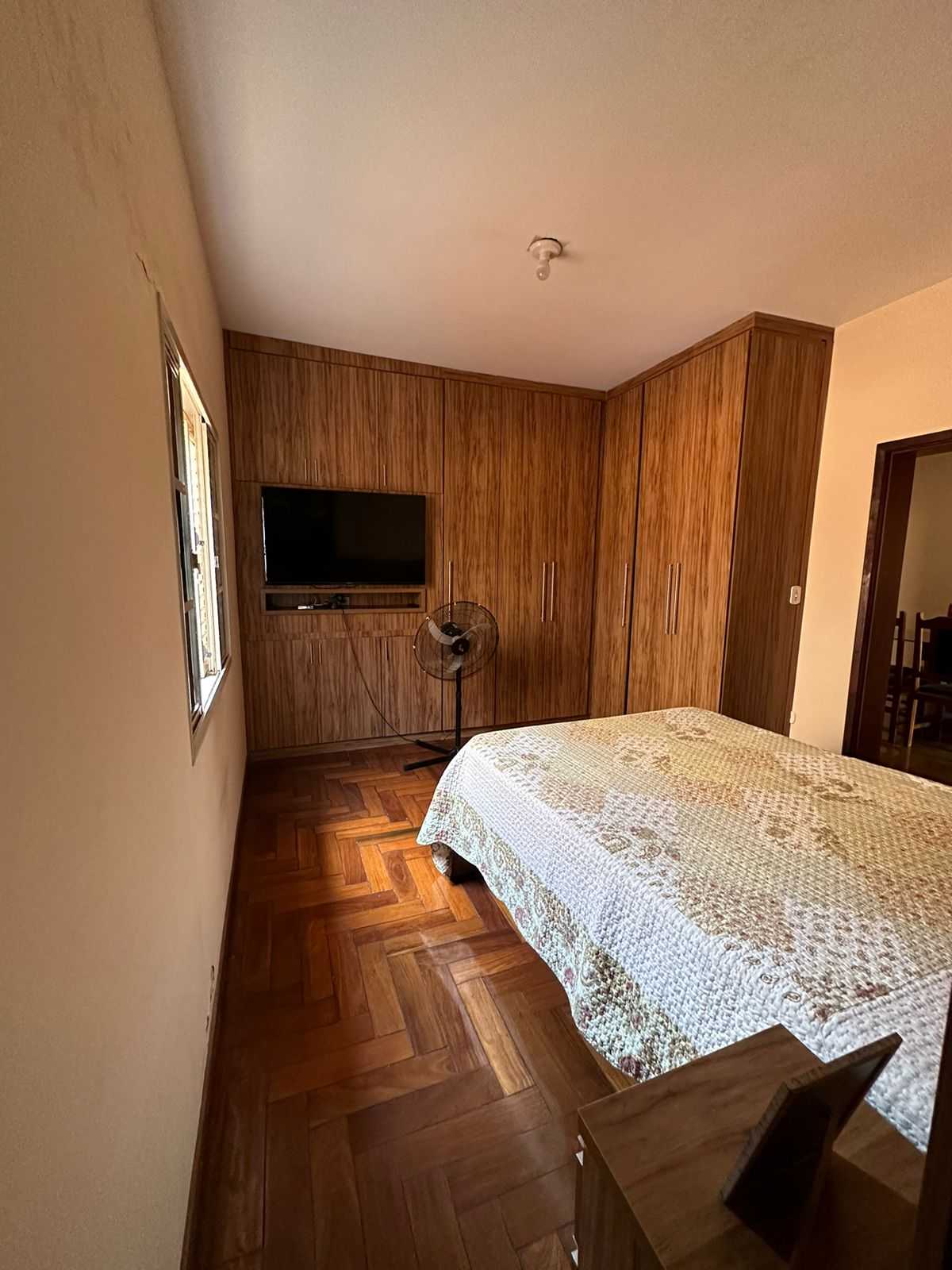 Casa à venda com 3 quartos, 258m² - Foto 15