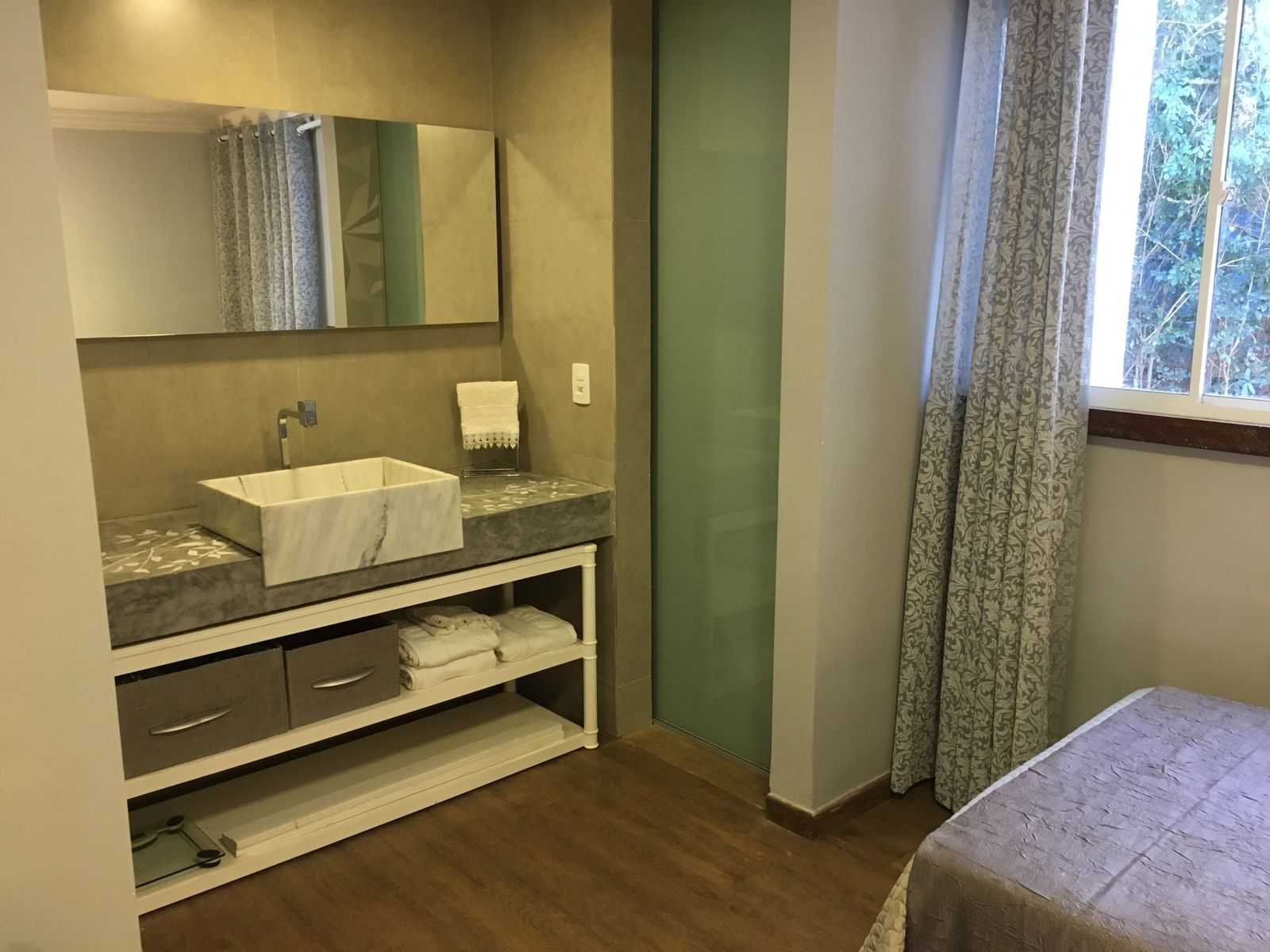 Chácara à venda com 3 quartos, 200m² - Foto 12