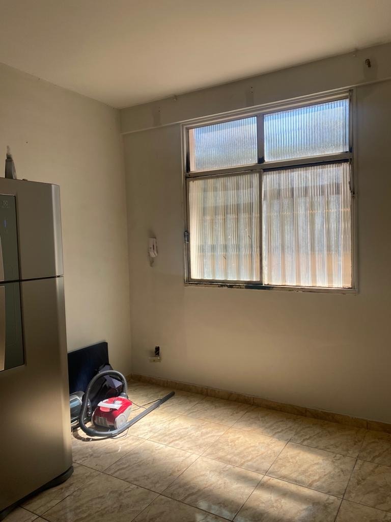 Apartamento à venda com 2 quartos, 71m² - Foto 3