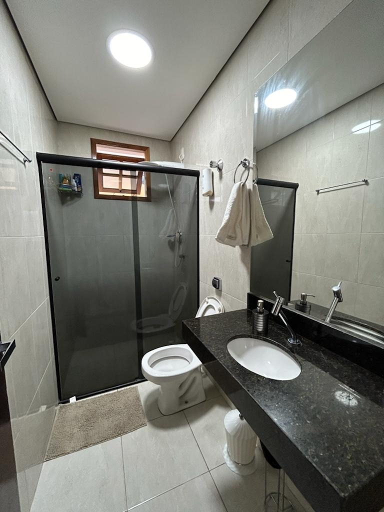 Casa à venda com 5 quartos, 282m² - Foto 13