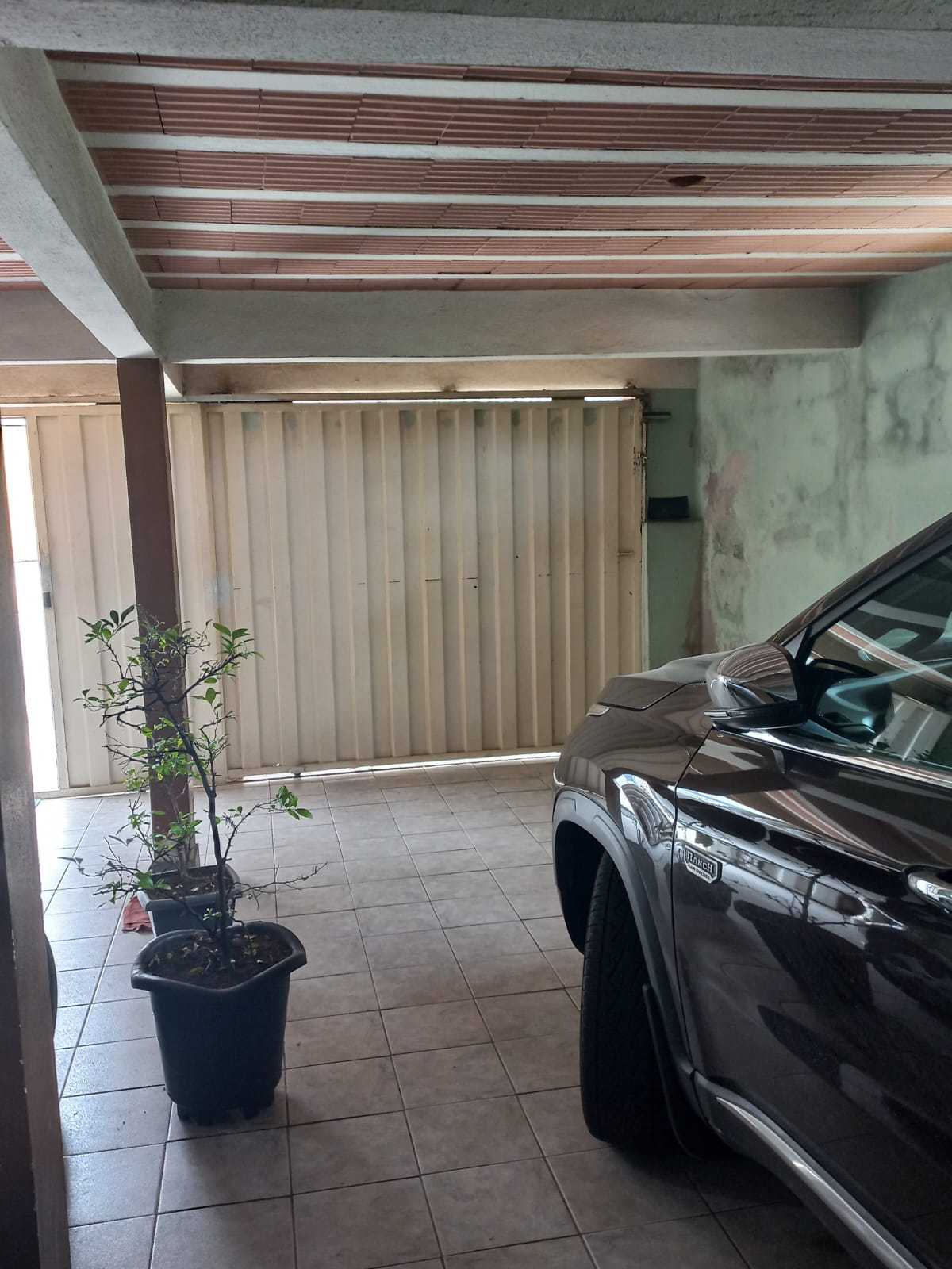 Casa à venda com 3 quartos, 180m² - Foto 4