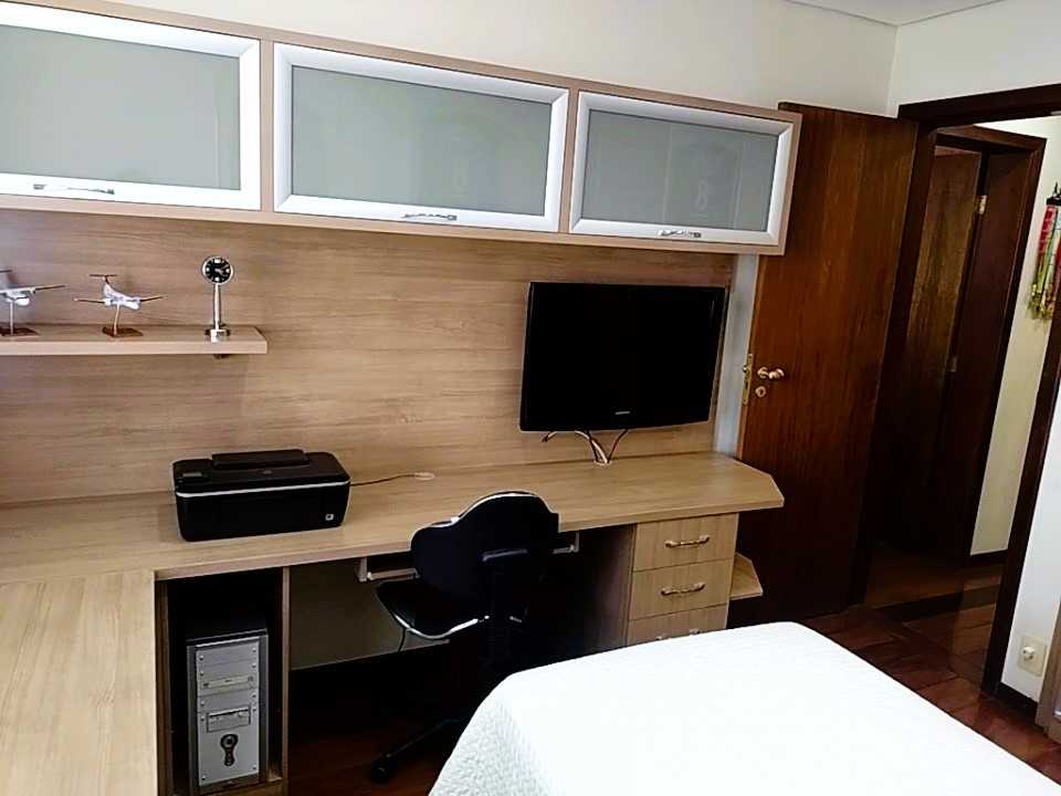 Apartamento à venda com 4 quartos, 196m² - Foto 11