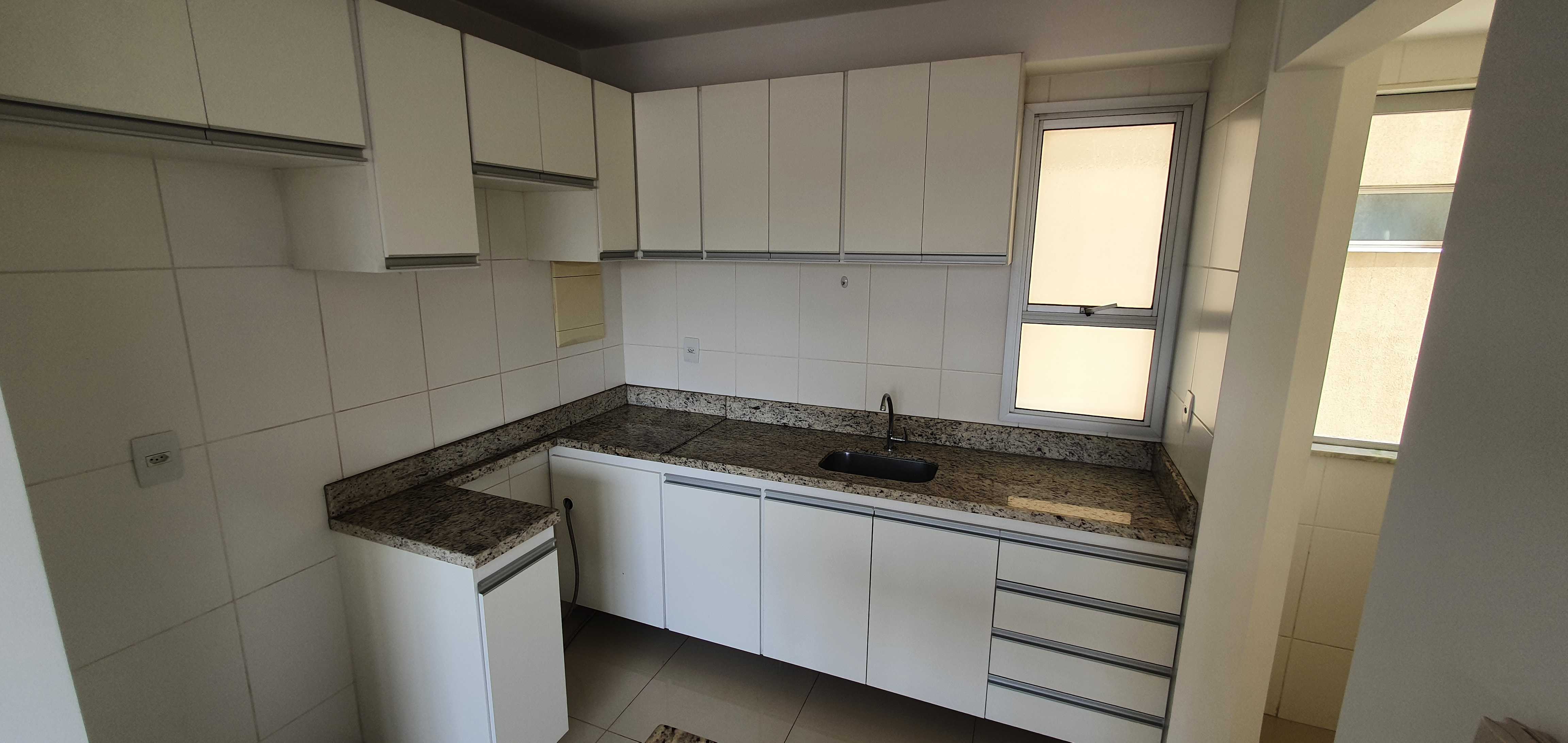 Apartamento à venda com 3 quartos, 74m² - Foto 3