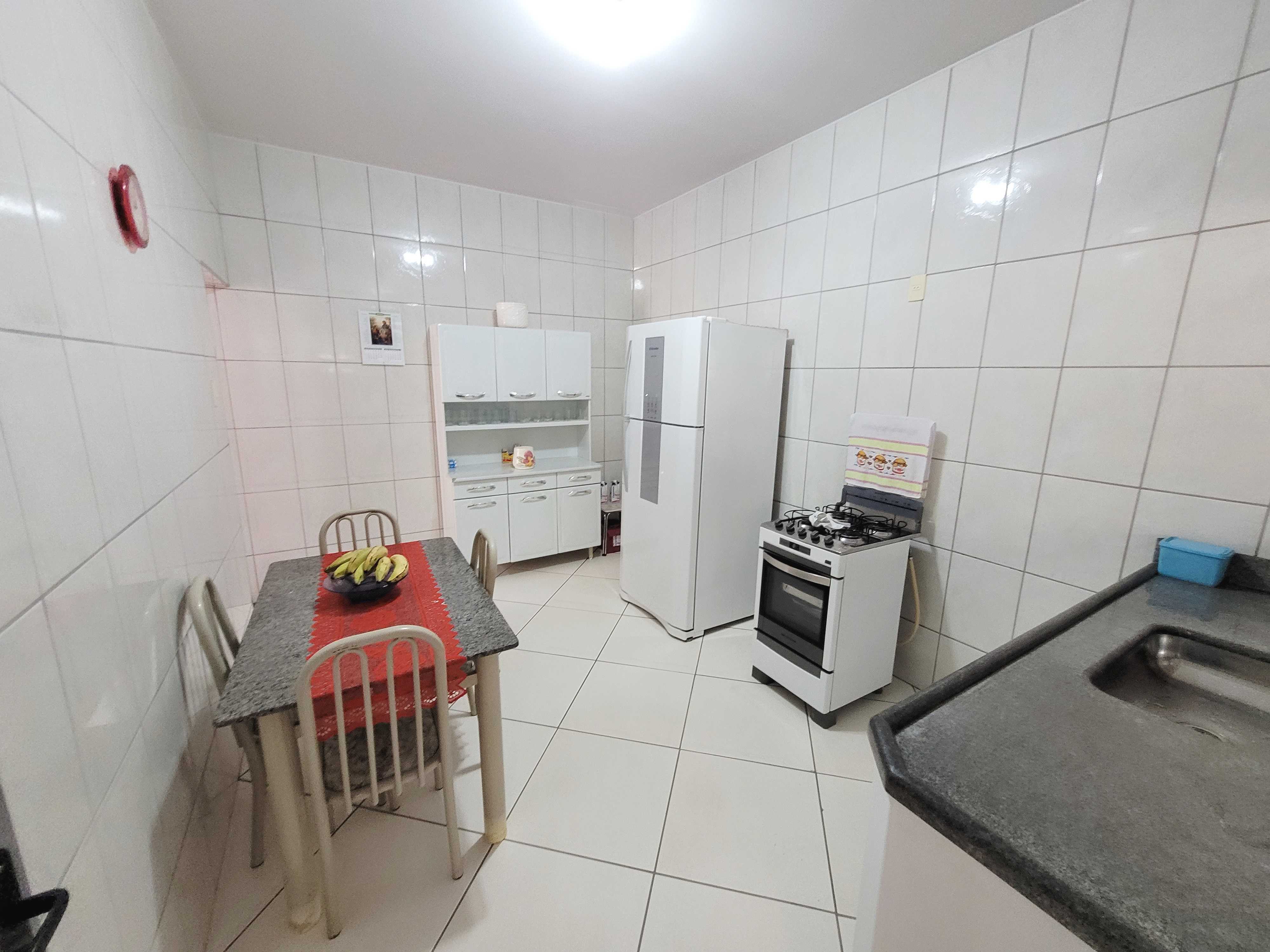 Casa à venda com 3 quartos, 360m² - Foto 9